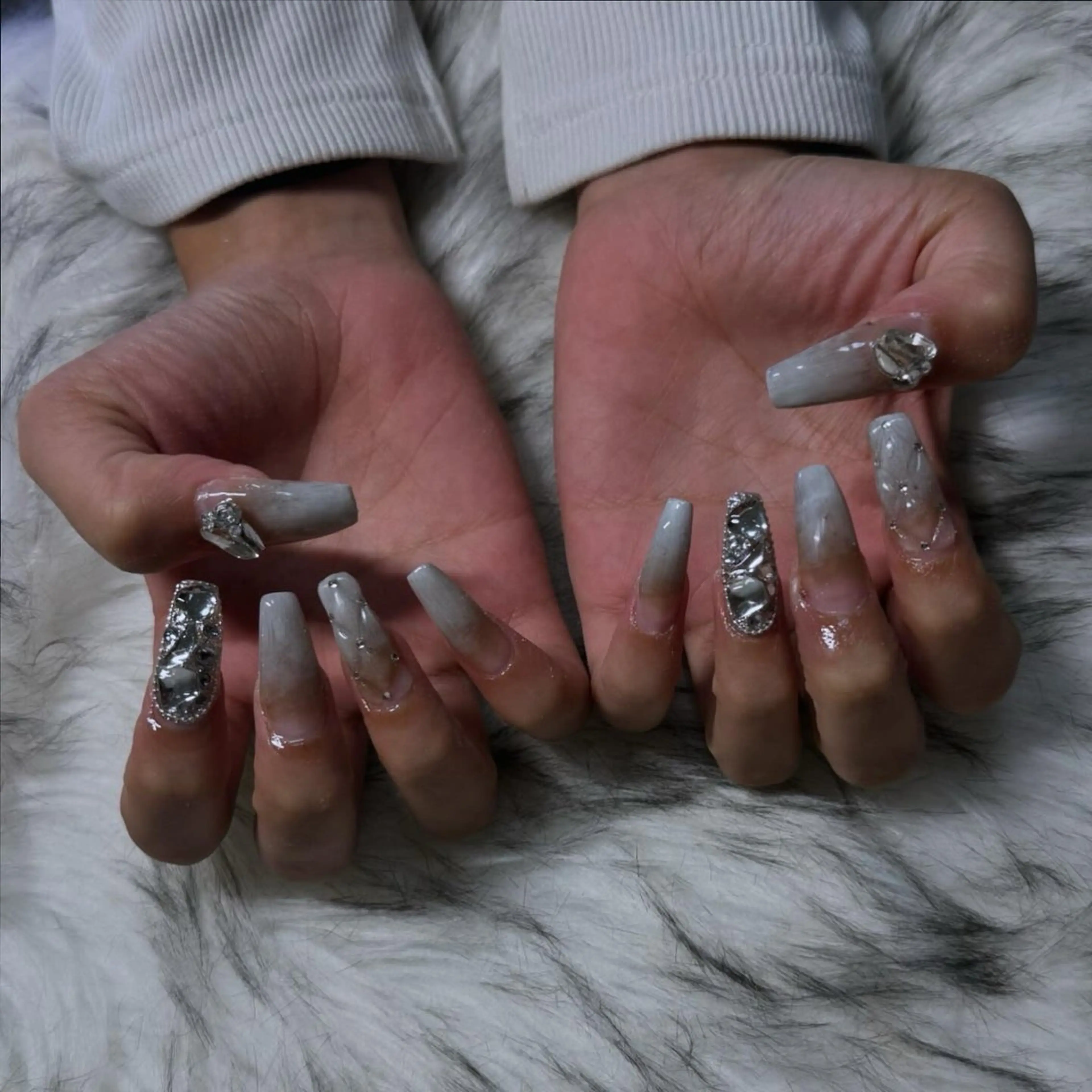 ロング ハンドネイル mao .のネイルデザイン