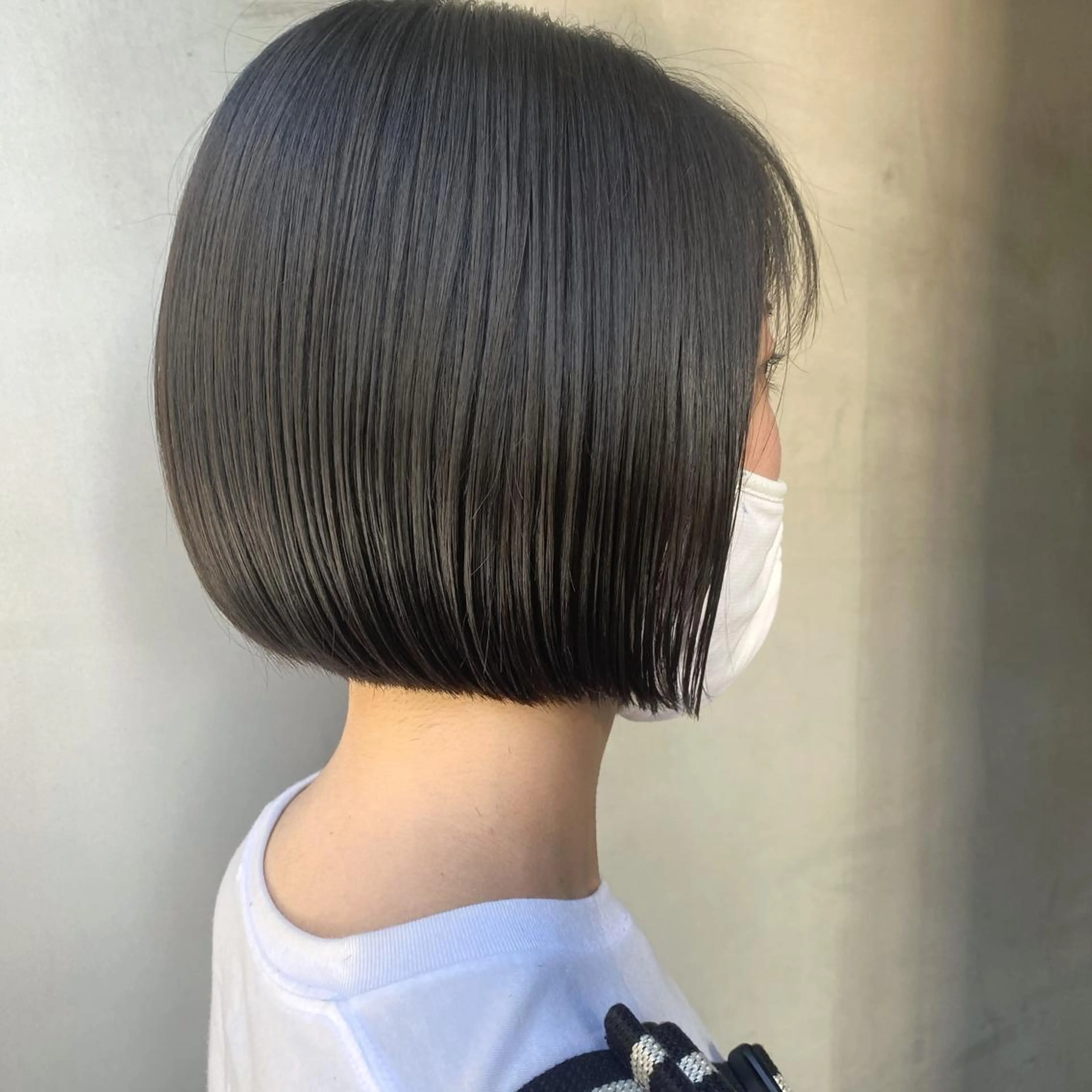 ショート shiori ﾍﾞｰｼﾞｭｶﾗｰのヘアスタイル