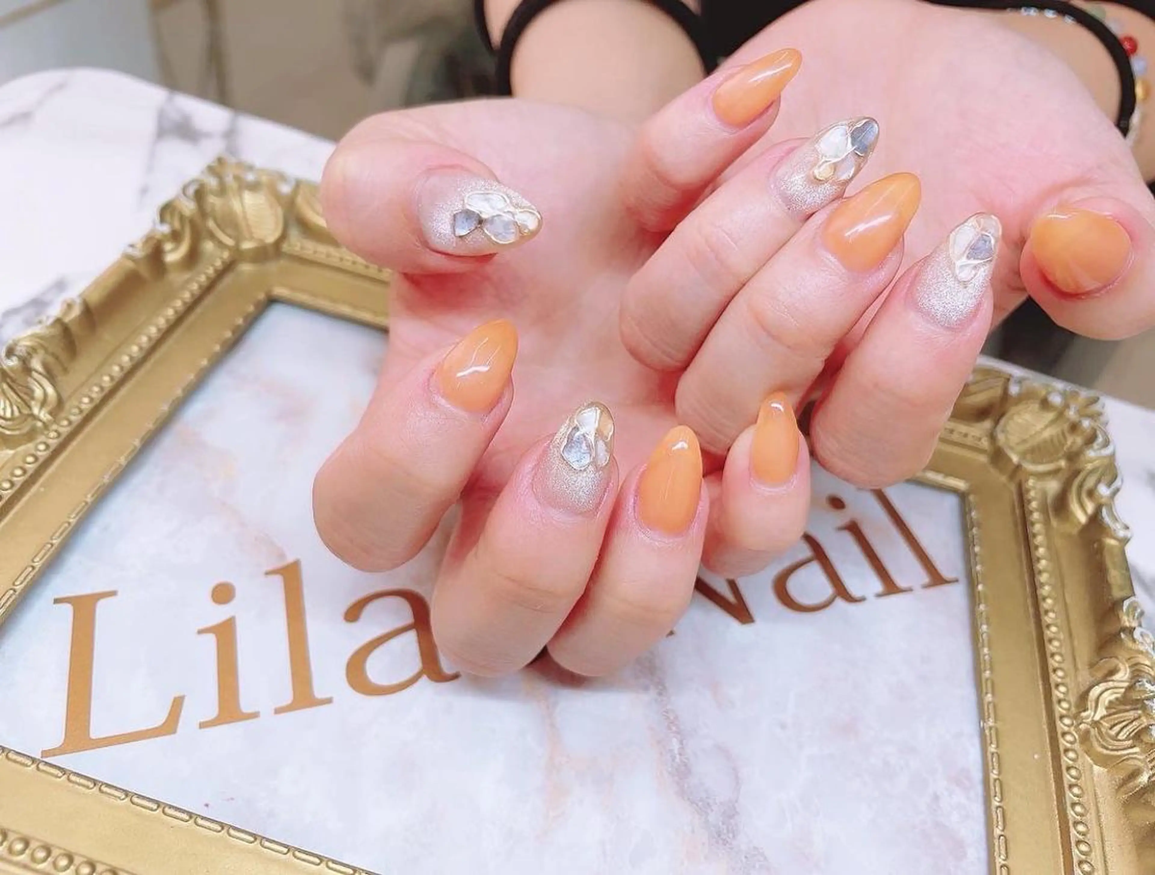 ネイル ジェルネイル キラキラネイル ラメ(グリッター) マグネットネイル ミラーネイル Lilas Nailのネイルデザイン
