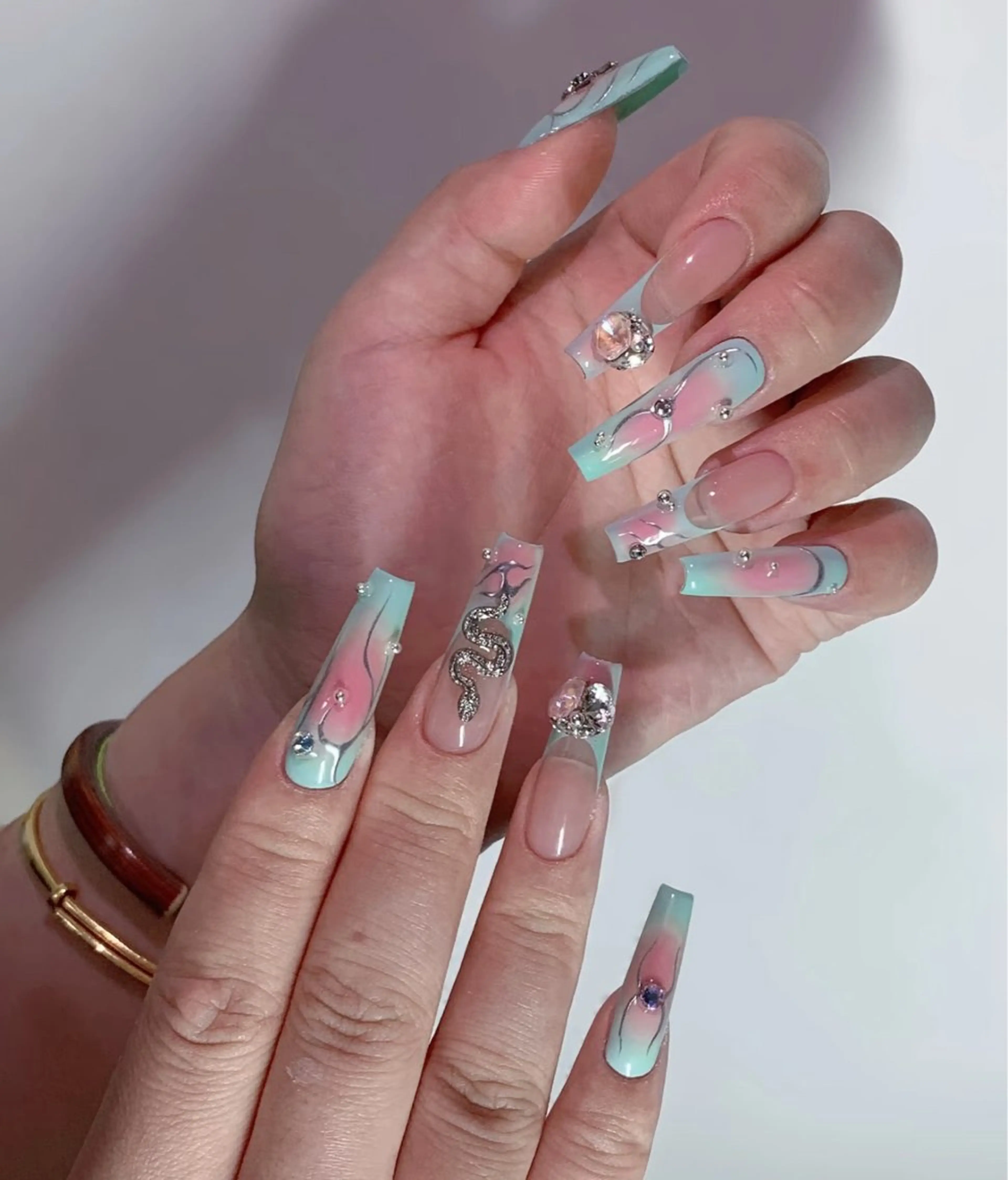 ネイル 長さだし専門店 M2　rikaのネイルデザイン