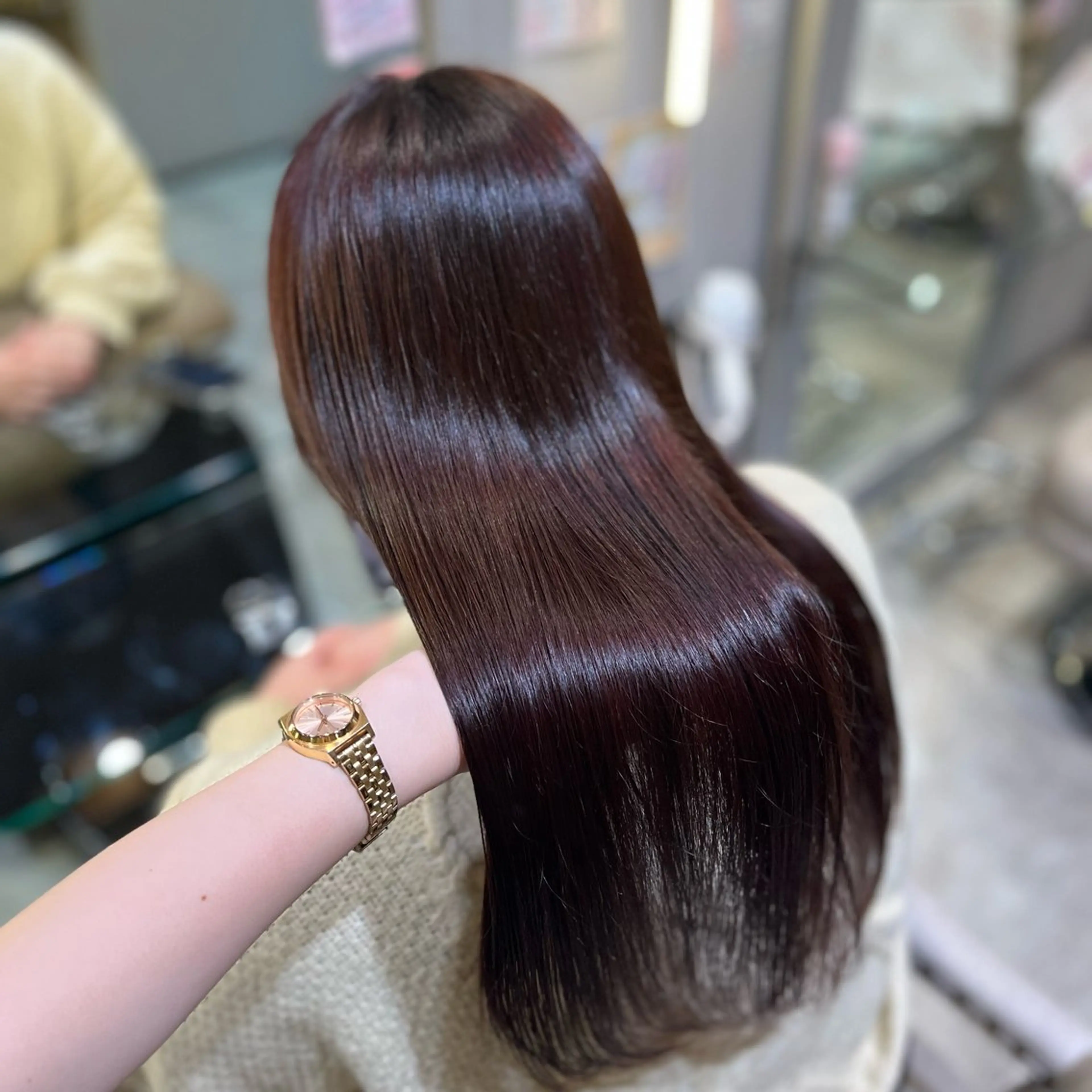 ミディアム カラー ヘアカラー 🌙Runa つや髪 小顔ショート/ウルフのヘアスタイル