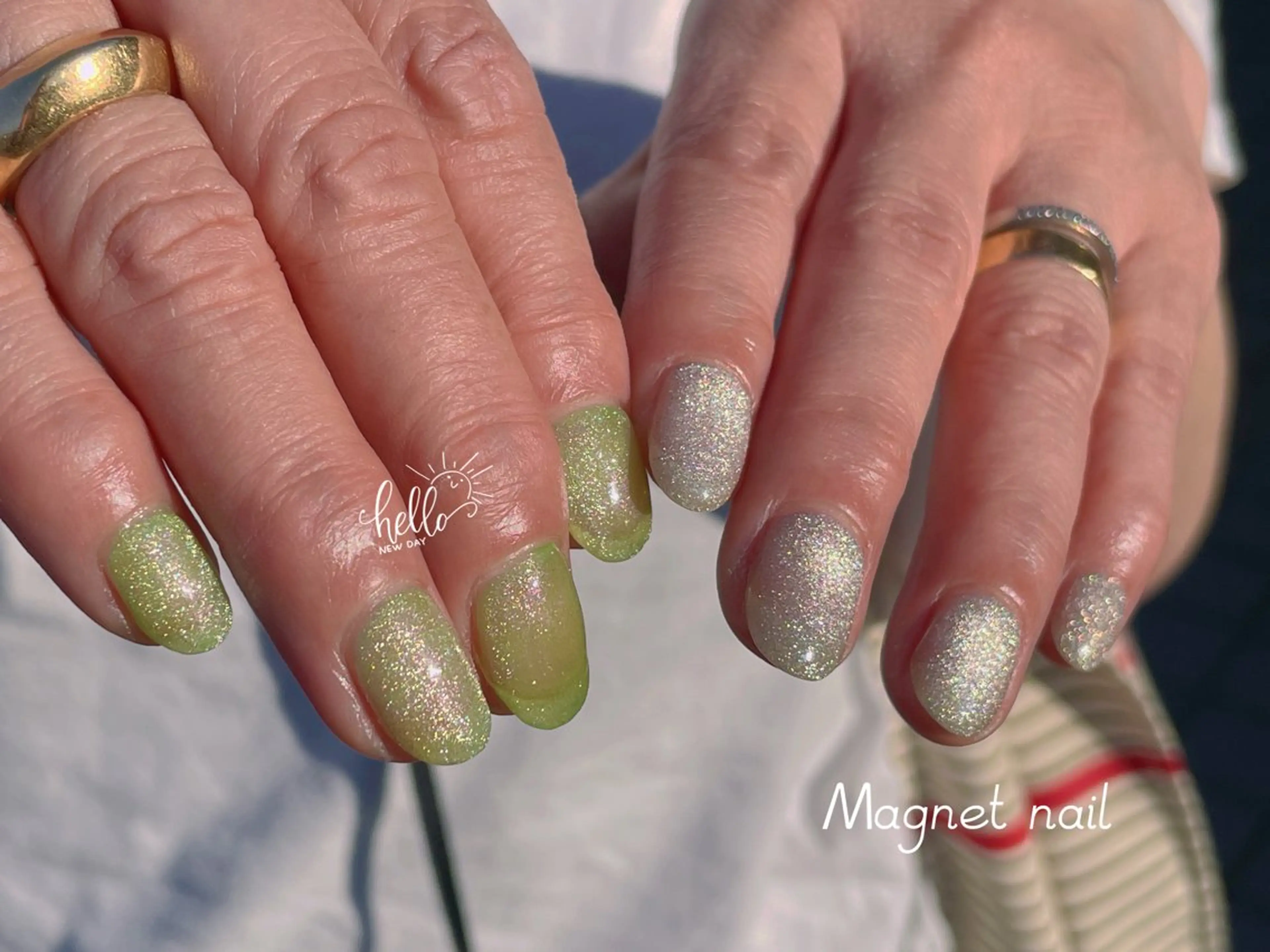 ネイル キラキラネイル マグネットネイル ハンドネイル Mus’Fam 入谷玲生奈のネイルデザイン