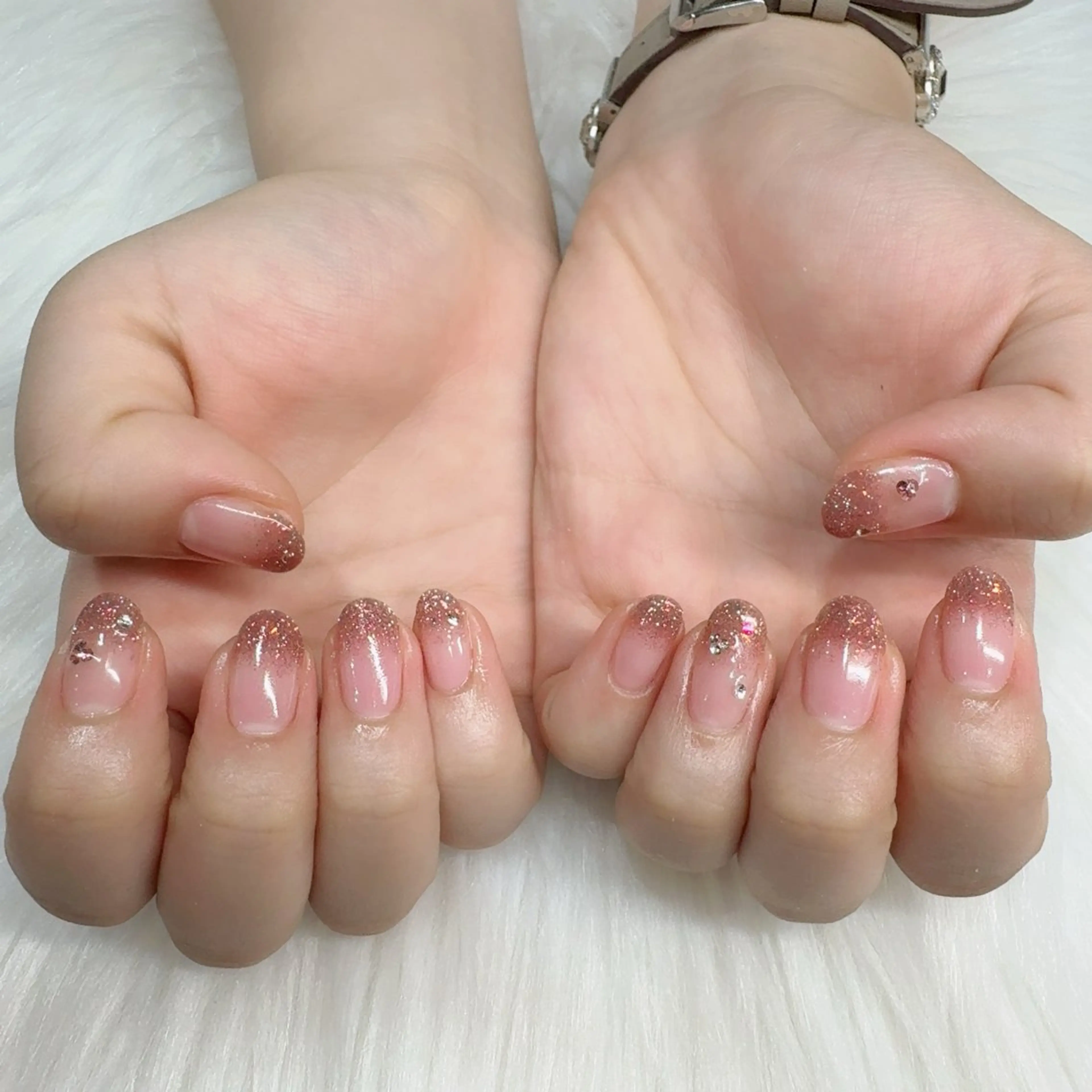 ネイル ハンドネイル 小野澤 紗智のネイルデザイン