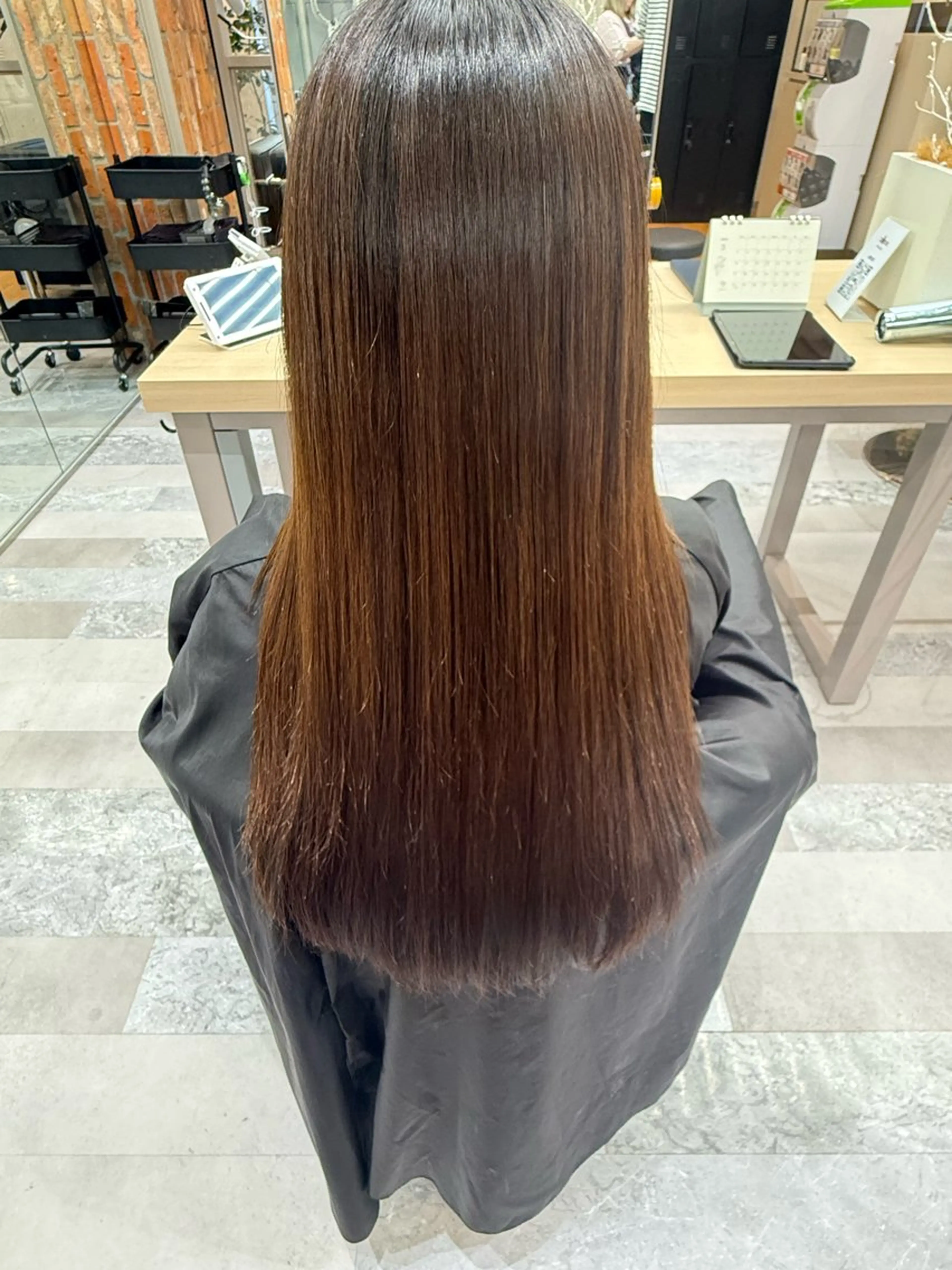 ロング 縮毛矯正 縮毛矯正 はるあ .*・。のヘアスタイル