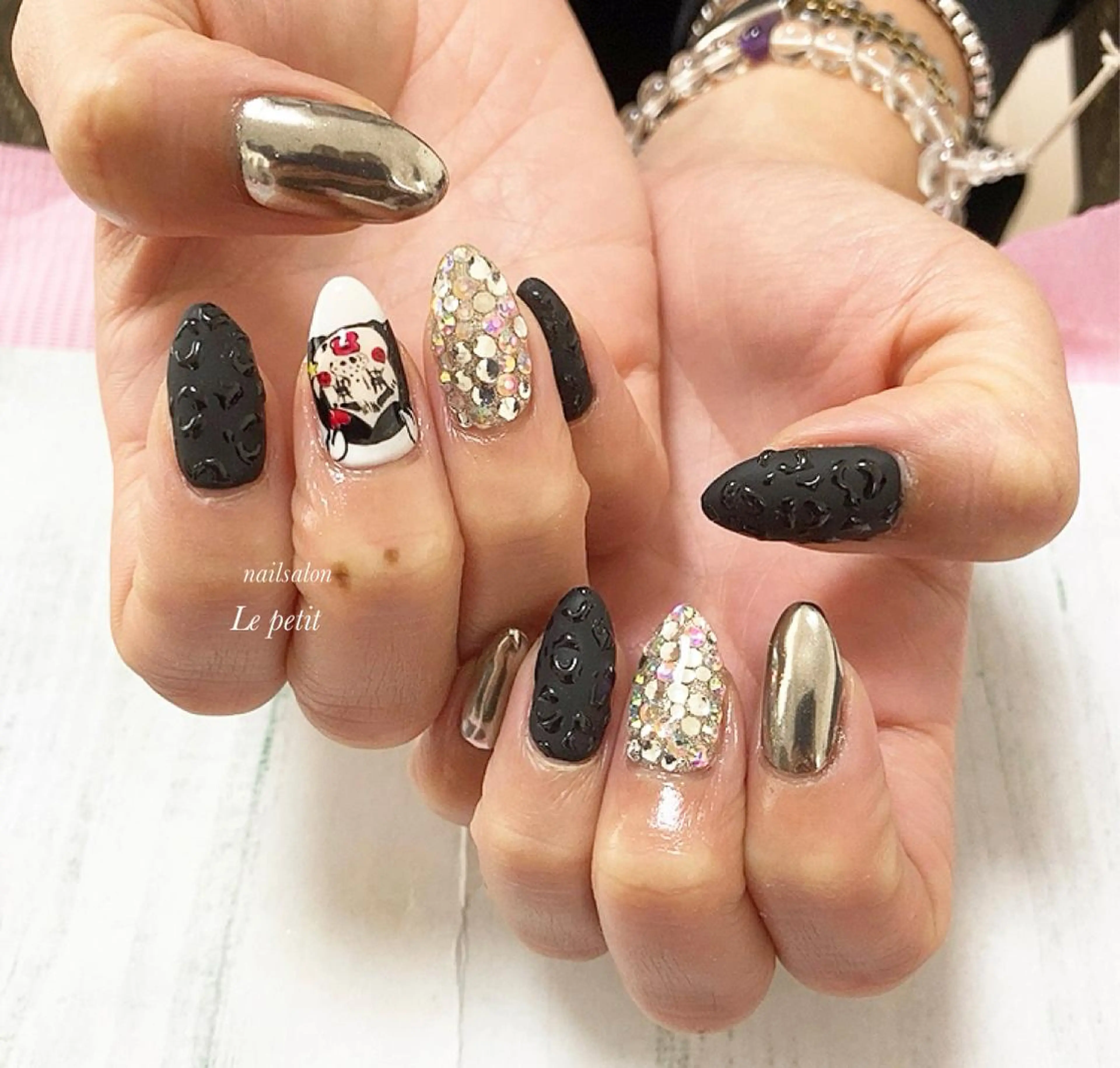 ネイル 石野 広佳のネイルデザイン