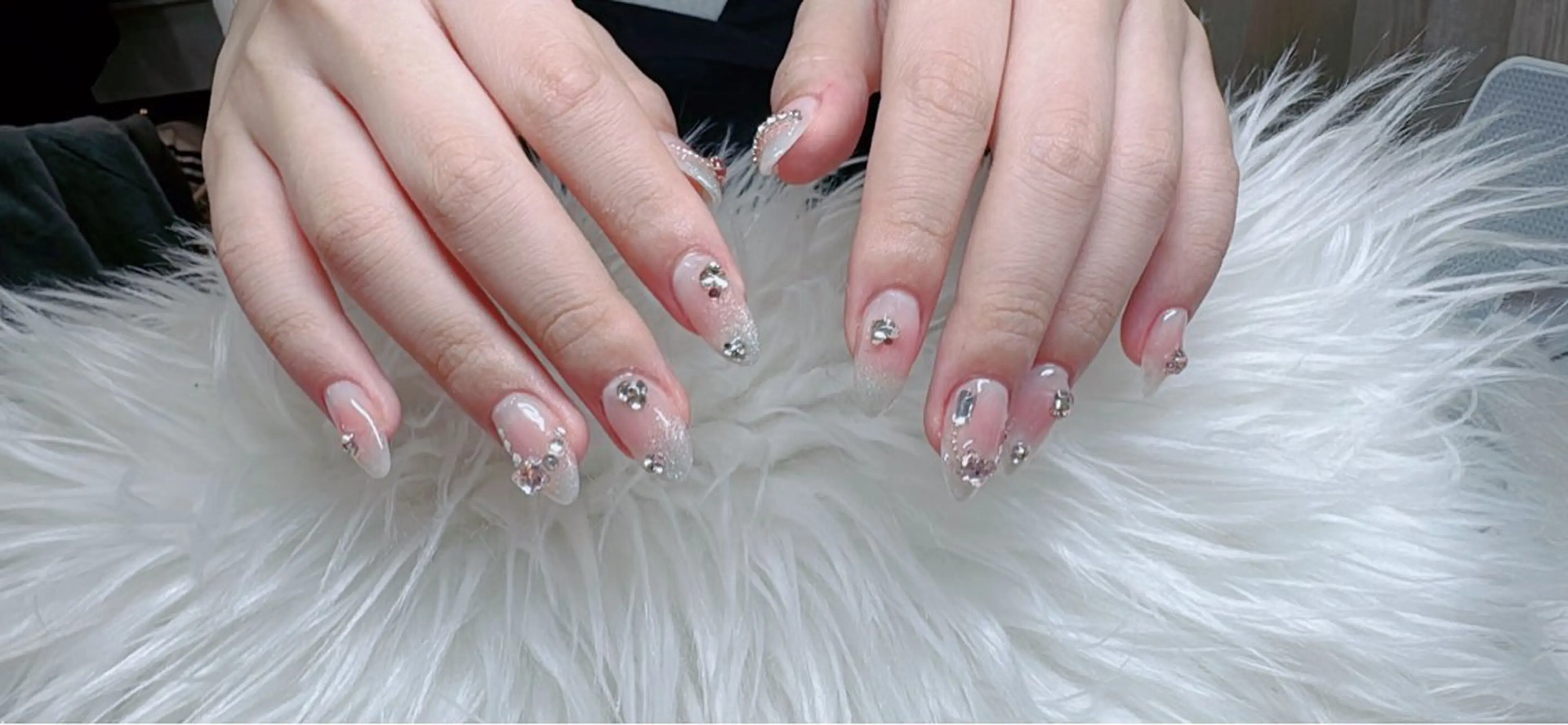 ネイル ハンドネイル ハンドケア The Nail & Eye Lashの眉毛・アイブロウイメージ