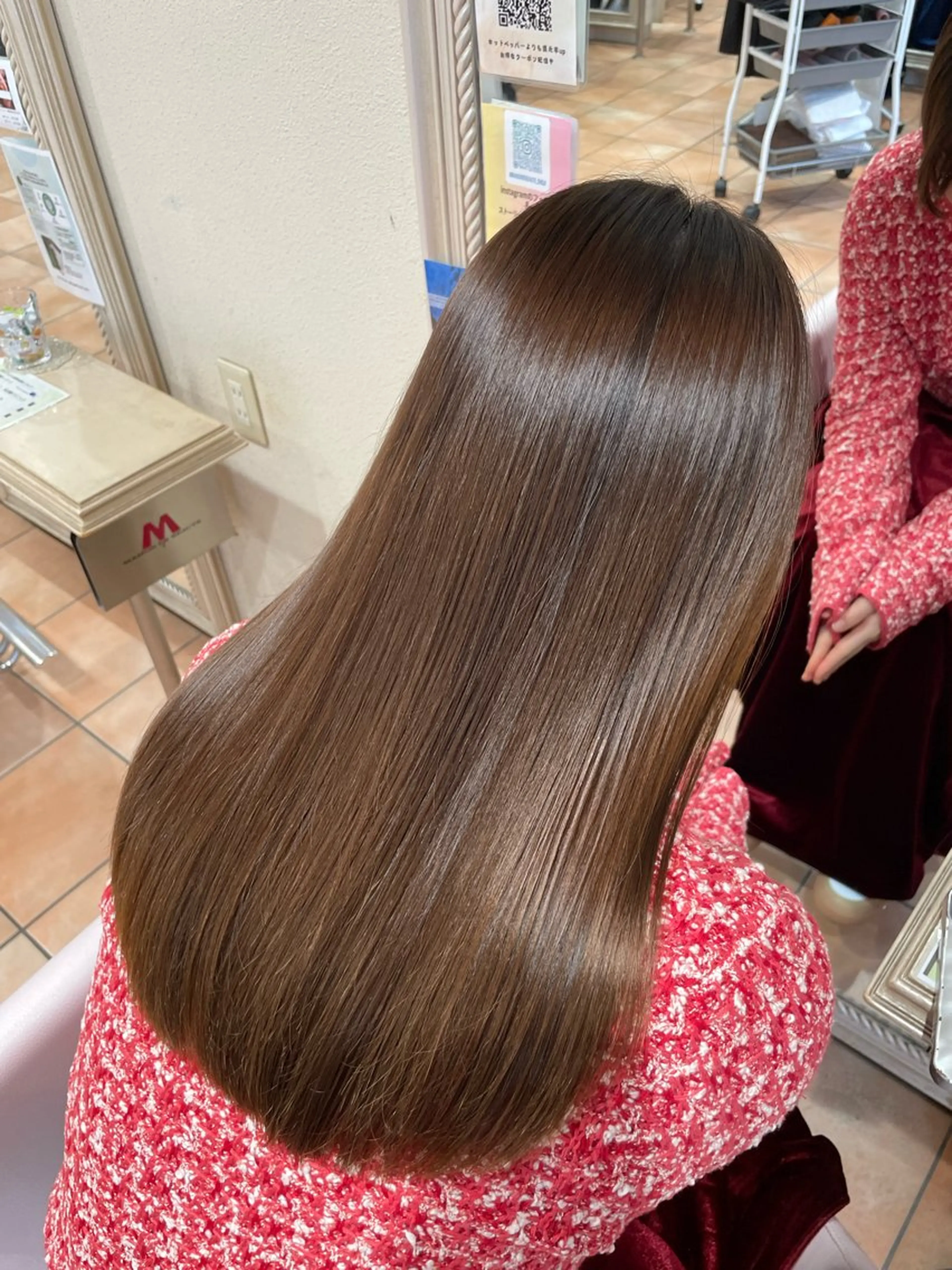 セミロング めぞんどぼーて少路所属・めぞんどぼーて REINAのヘアスタイル