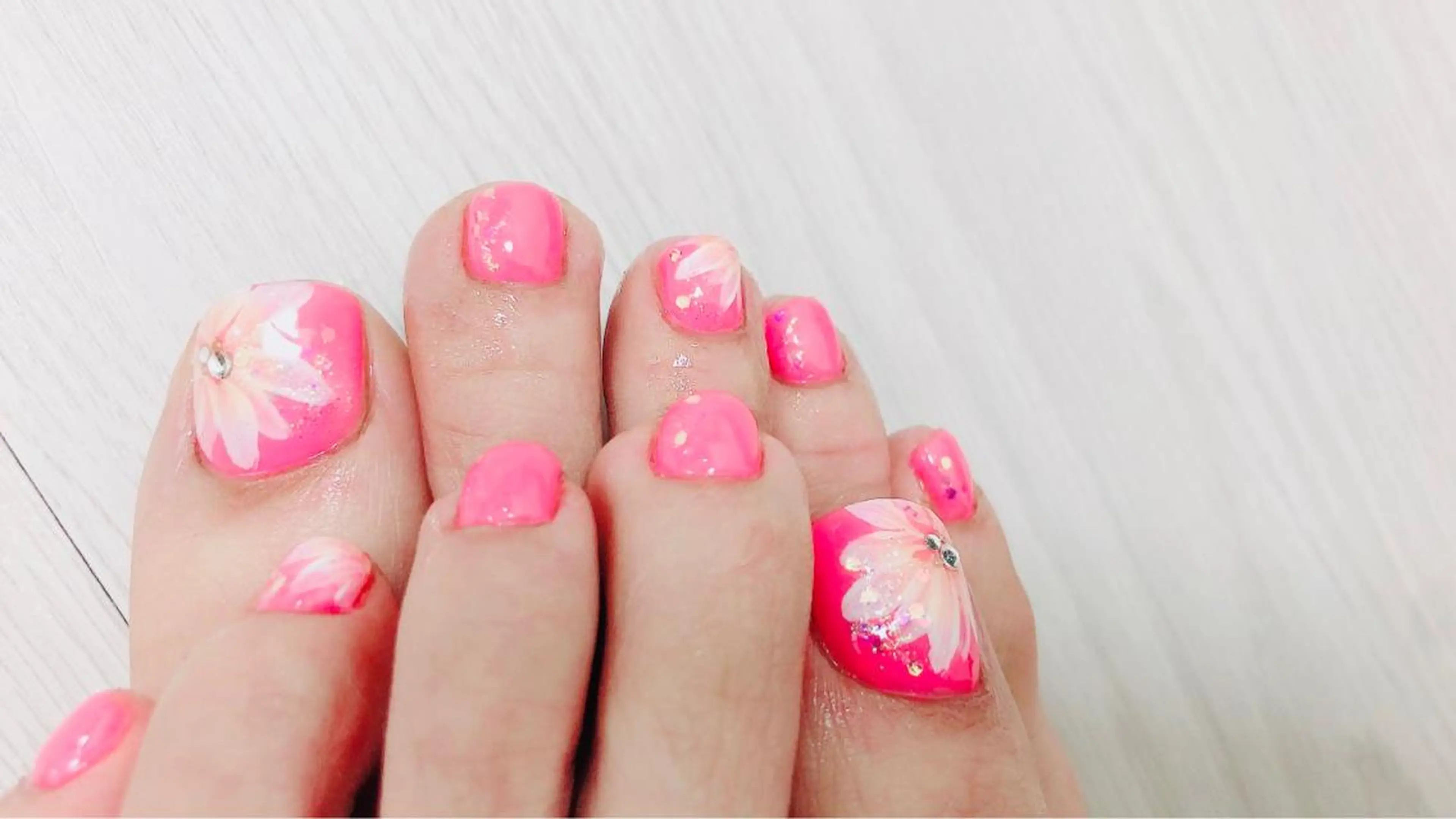 ネイル 札幌ネイルgorella所属・gorella Ａのネイルデザイン