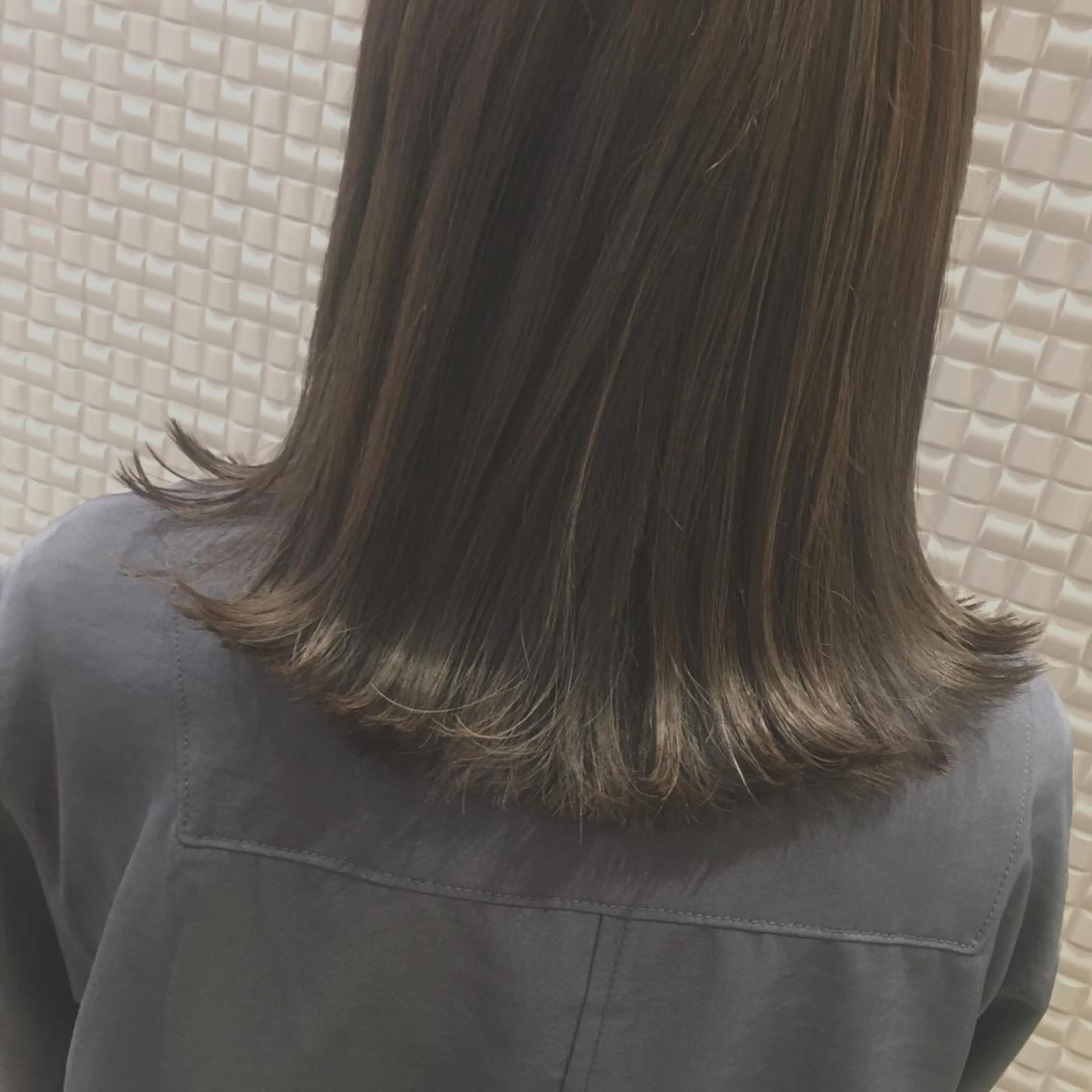 ミディアム カラー アッシュ ハイライトカラー ハイライト scene.池袋所属・scene. haraのヘアスタイル