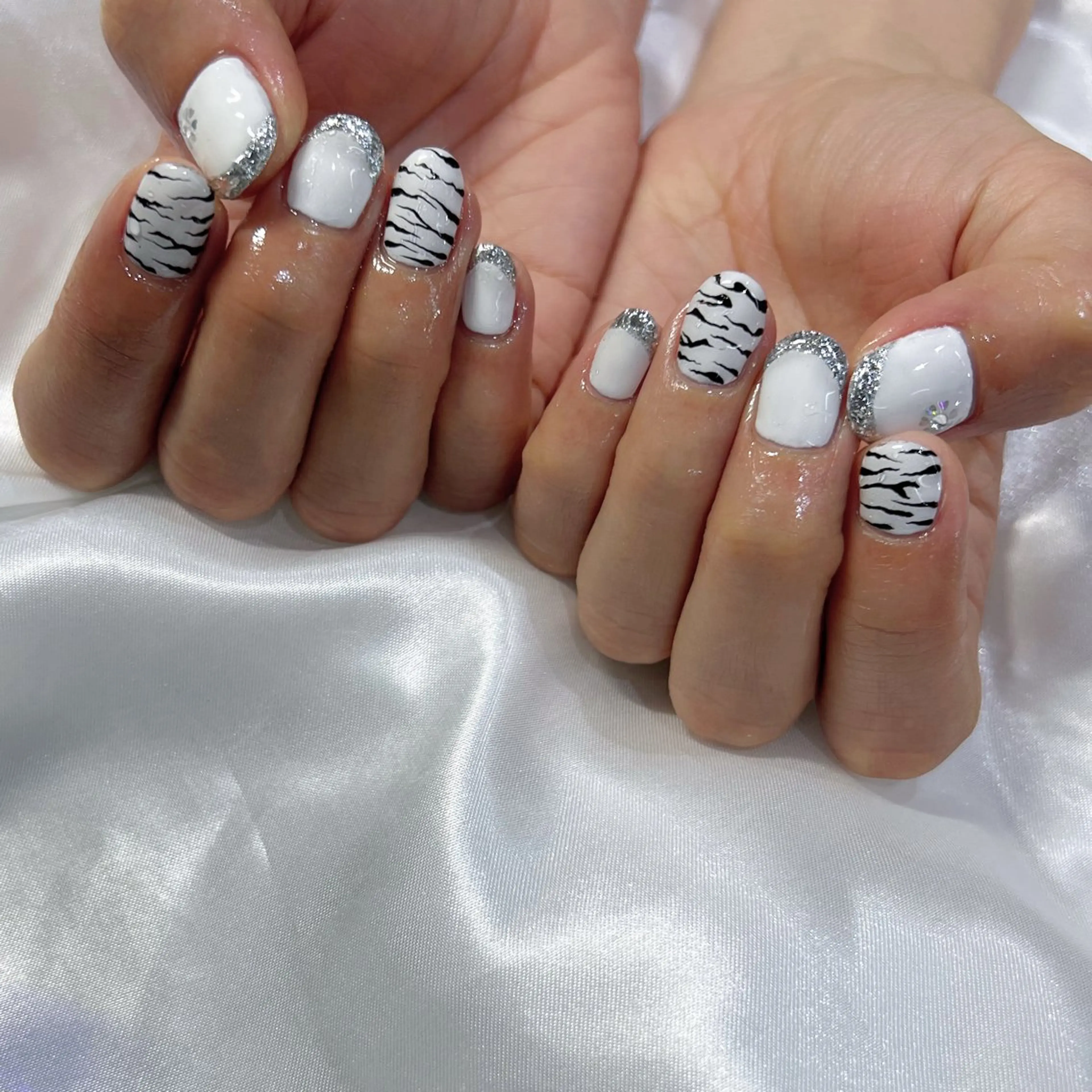 ネイル CARIS nailはづきのネイルデザイン