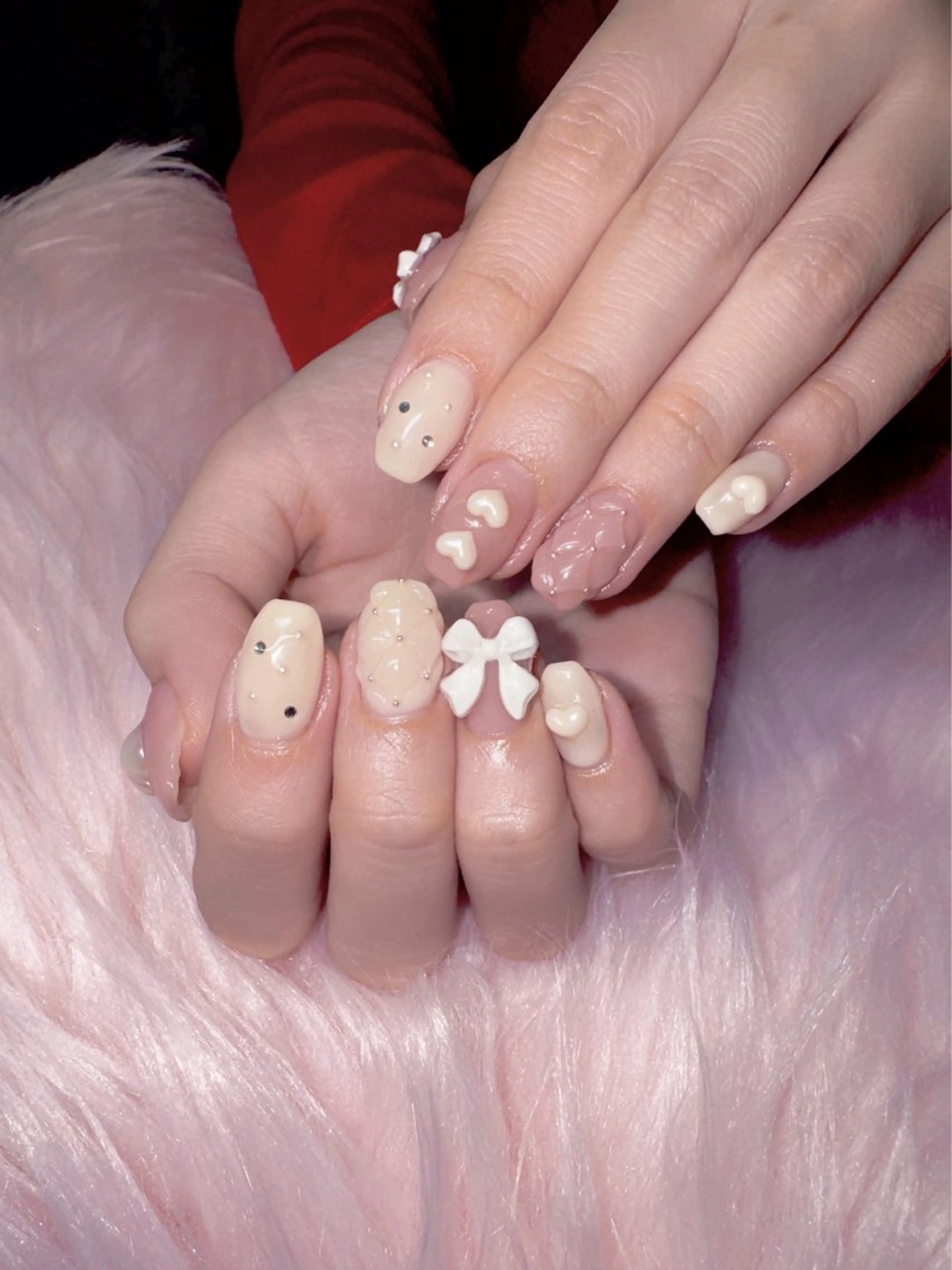 ネイル ハンドネイル RIEKO🍒 ワンホン♡推しネイルのネイルデザイン