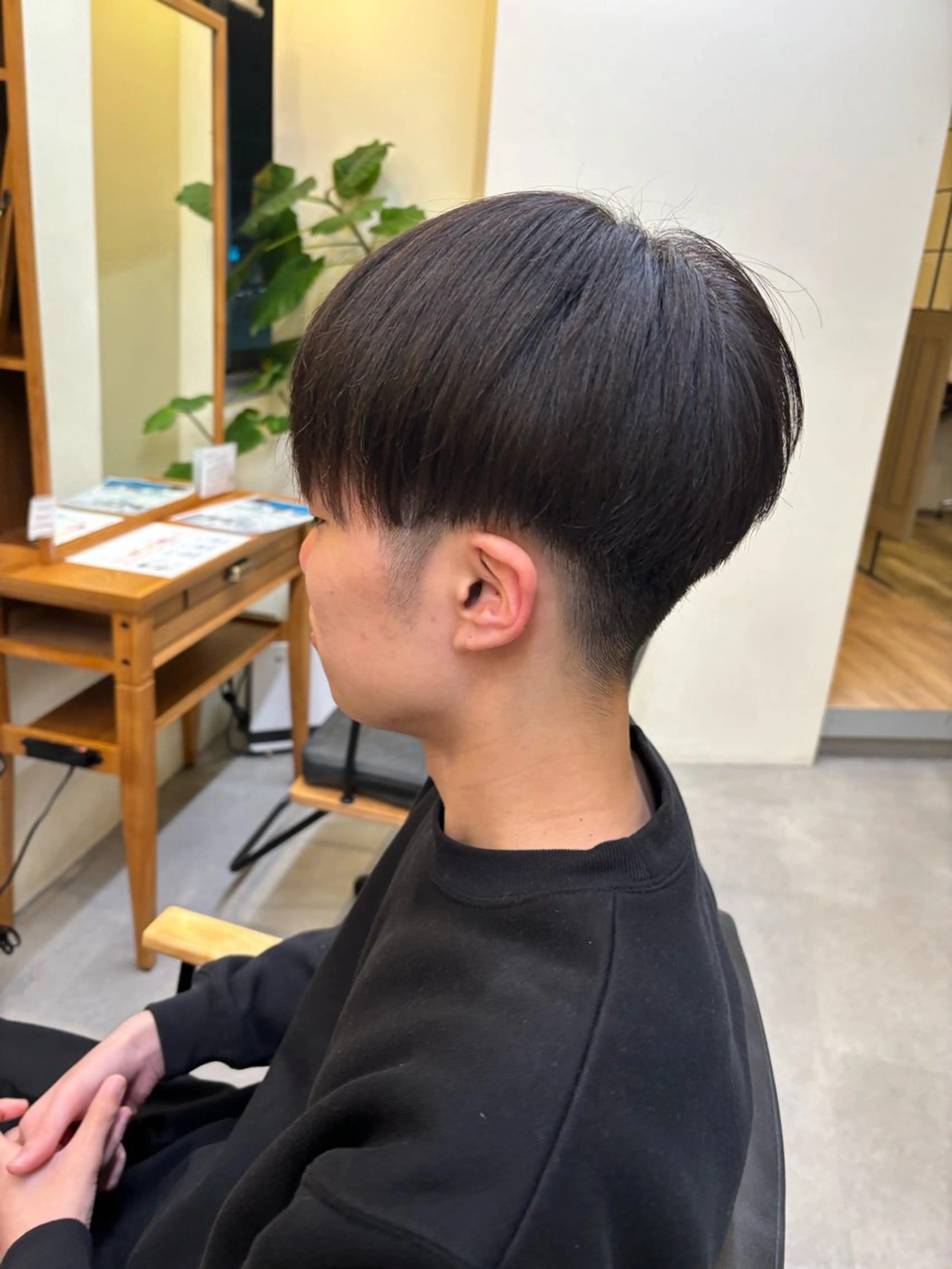 ショート 勝海 絢音のヘアスタイル