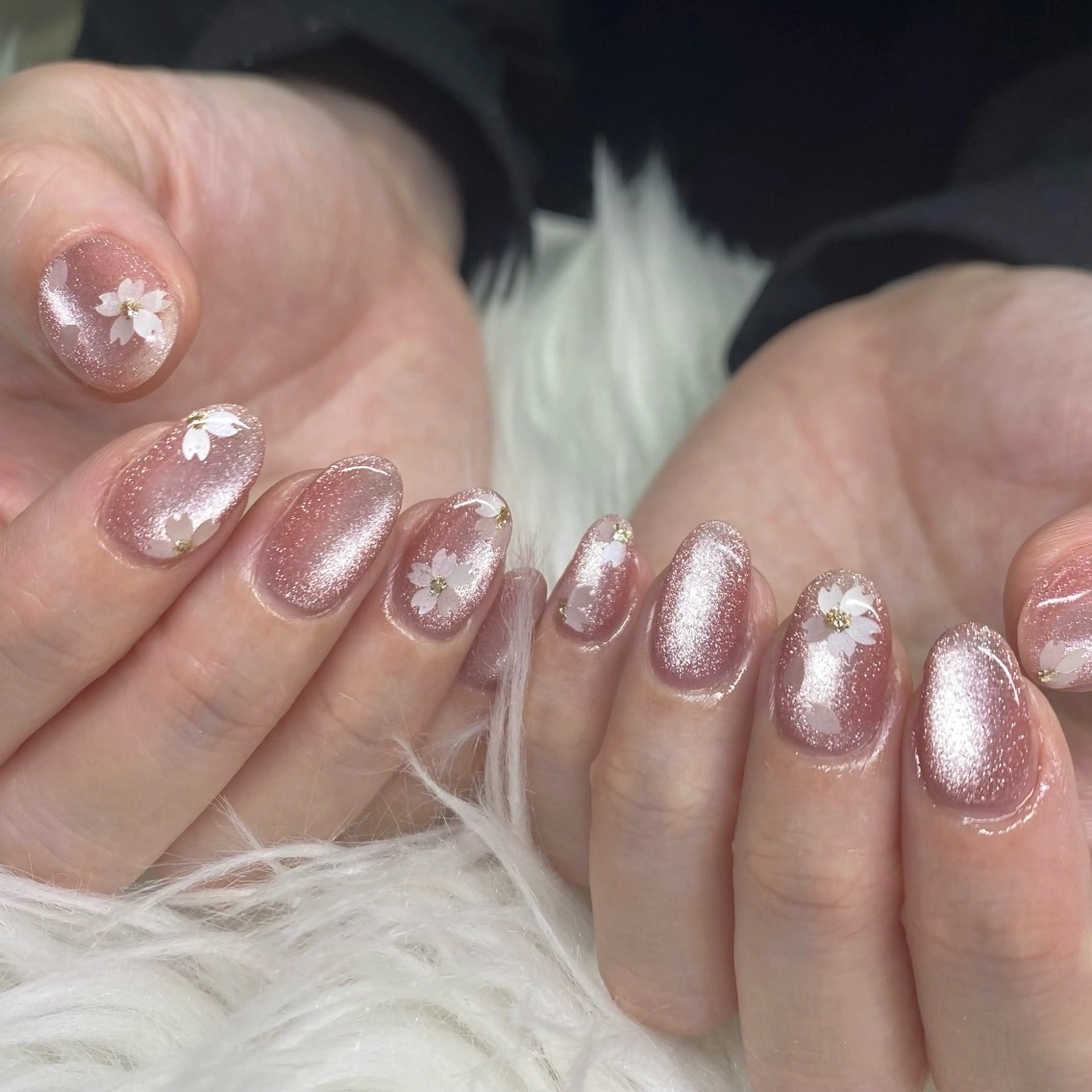 ネイル 桜ネイル ハンドネイル 🫧RaLa ⭐︎AYAKA🫧のネイルデザイン