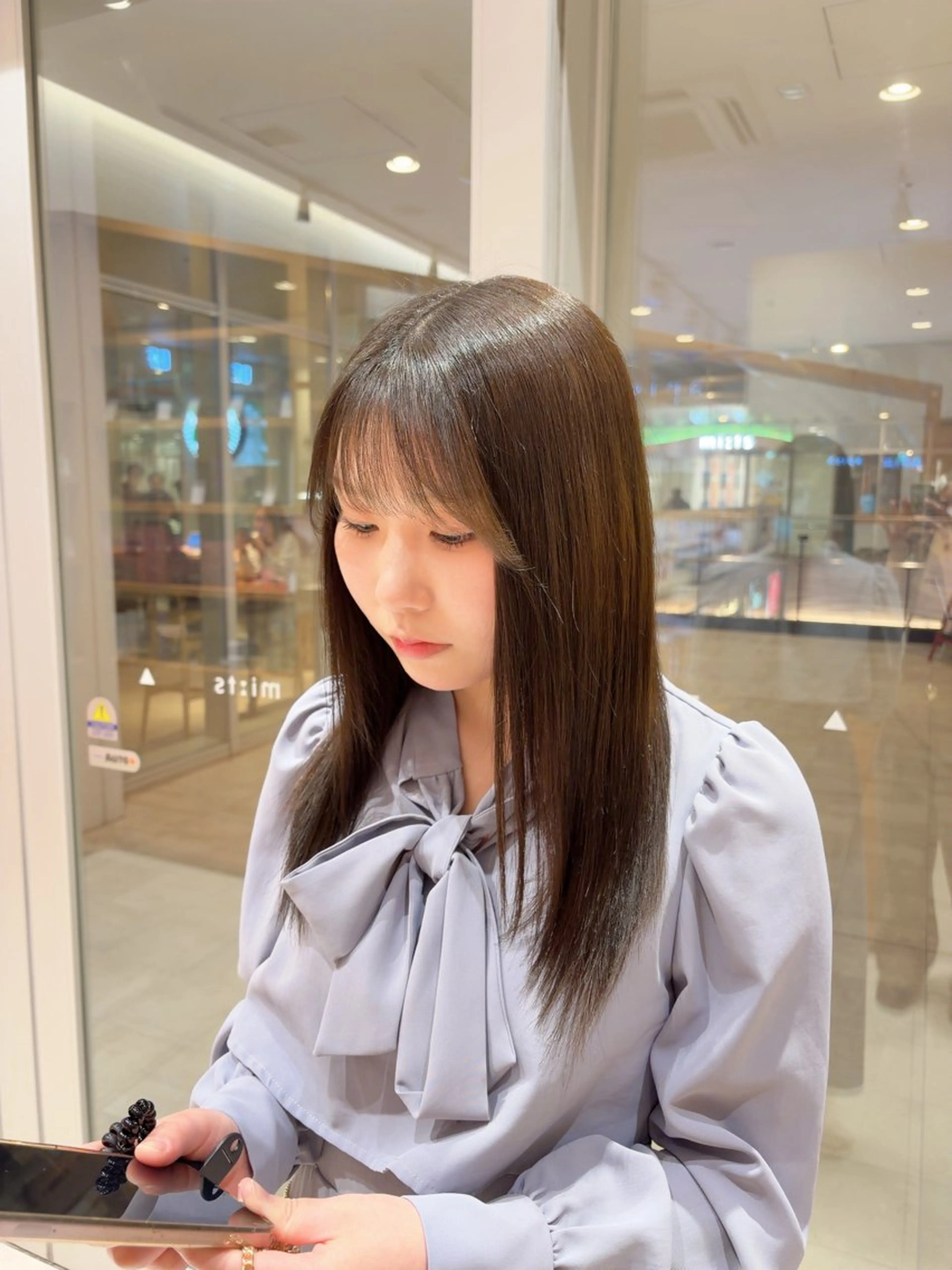 ミディアム カラー ヘアカラー トリートメント 💎ツヤ髪ストレート カラー💎かのんのヘアスタイル