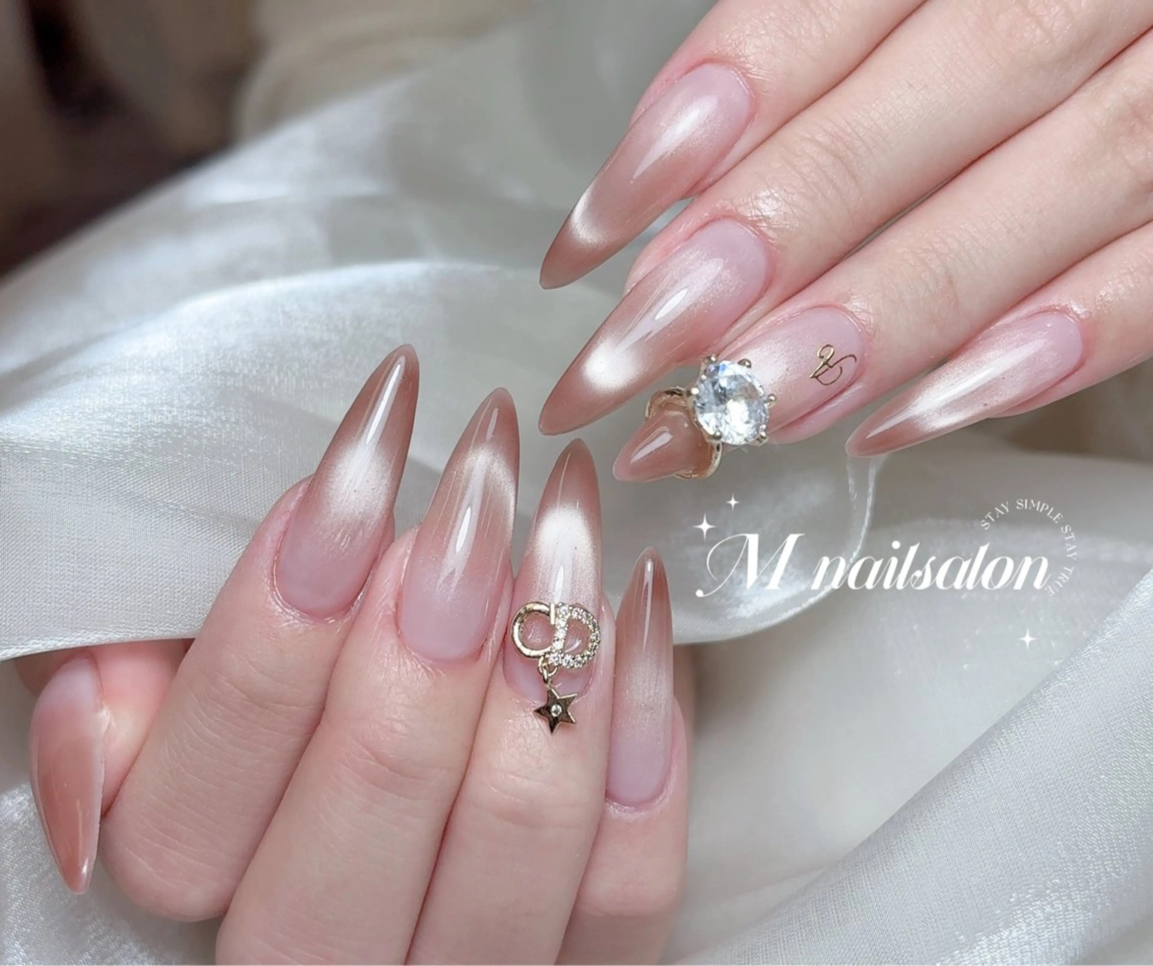 ネイル ハンドネイル M🌷nail 長さだし専門店のネイルデザイン