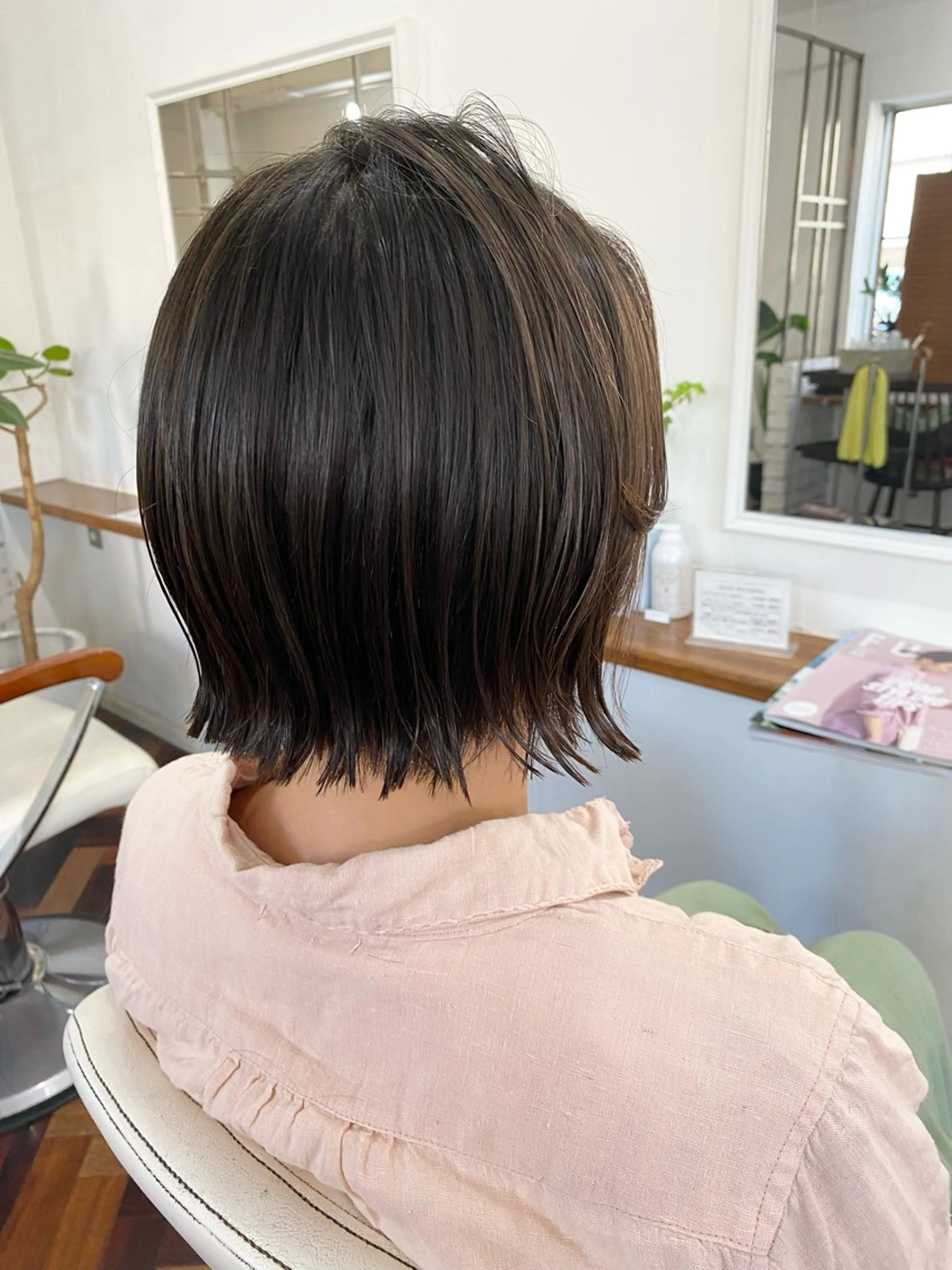 ミディアム 切りっぱなしボブ ボブ カット Kazaoka Saraのヘアスタイル