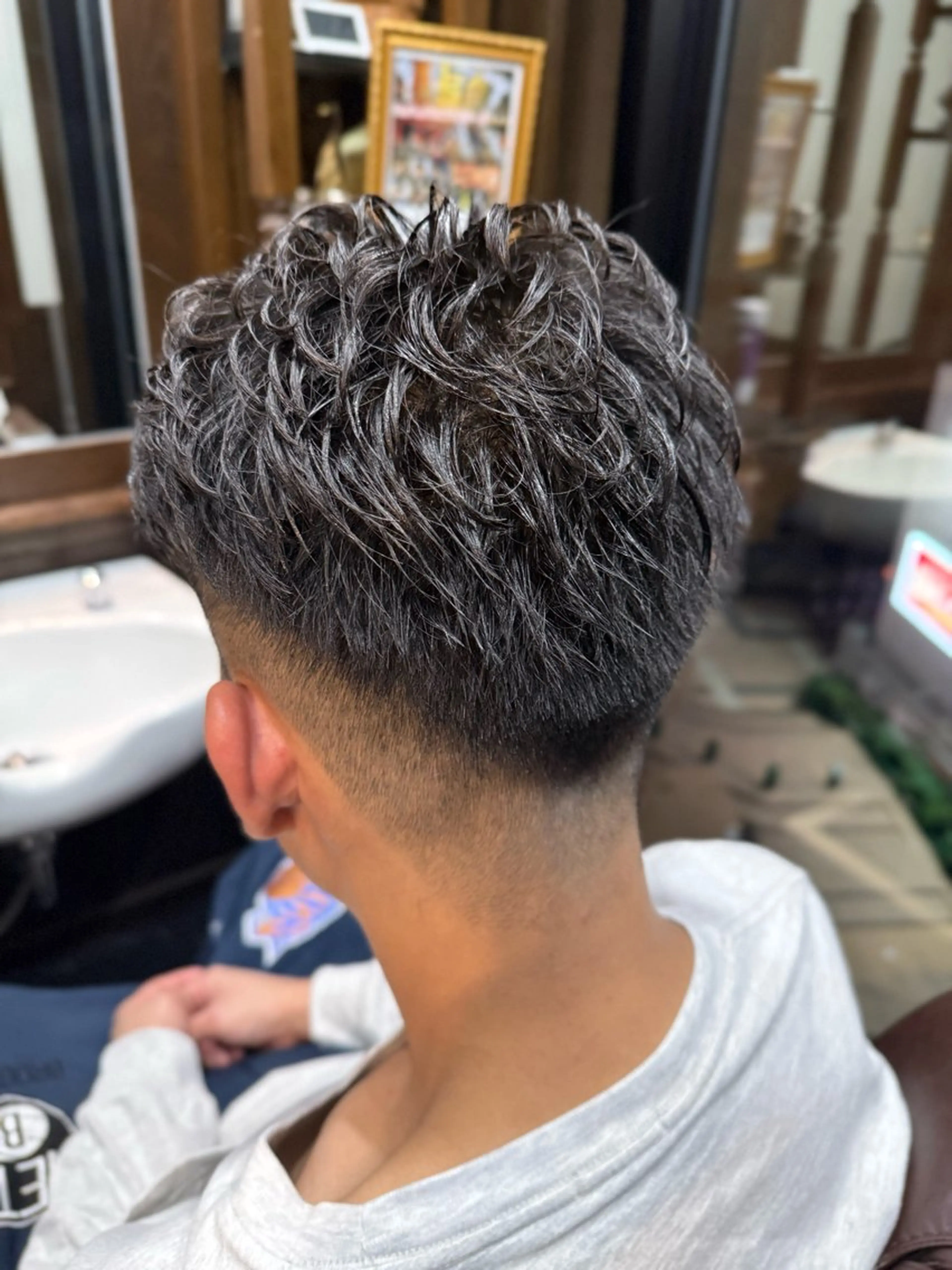 パーマ 京都フェードカット 田嶋勇祐のヘアスタイル