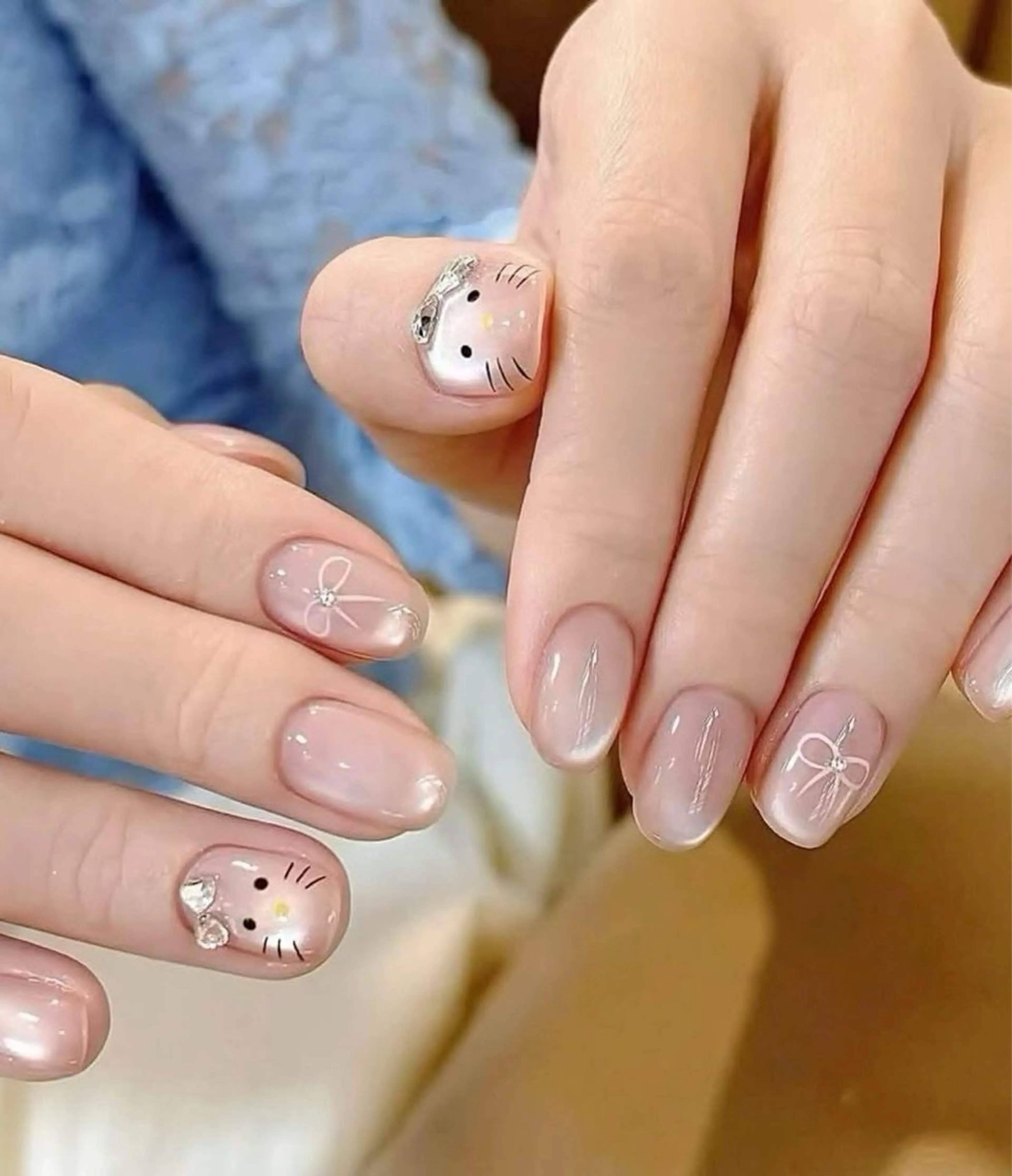 ネイル 長さ出し フレンチネイル ジェルネイル ガラスフレンチ 韓国ネイル ハンドネイル Minette nailHuongのネイルデザイン