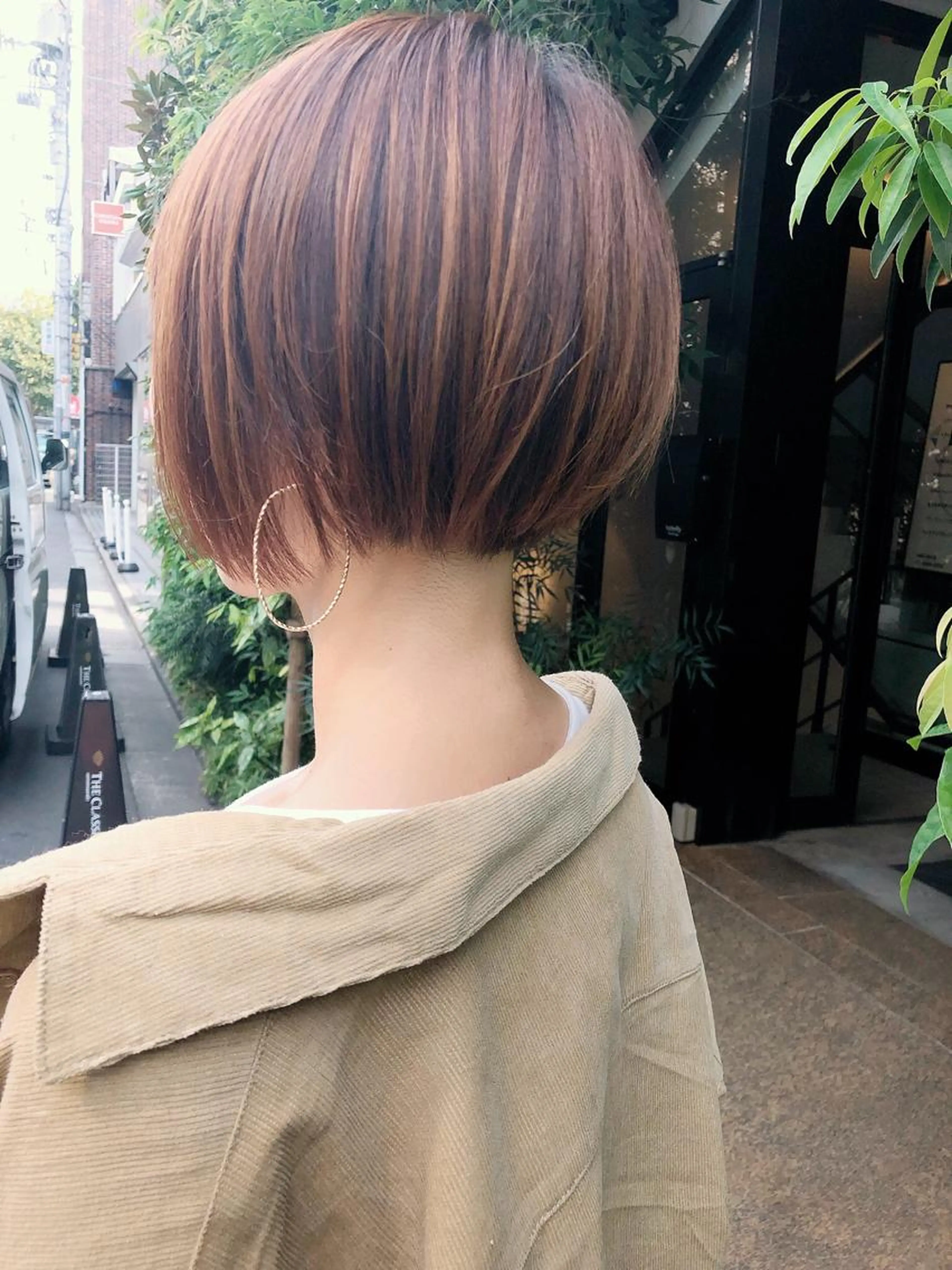 すきバサミ使わないカット✂️& ワンカラー&トリートメント#前下がり#ハンサムショート#マッシュ#ウルフ#ベリーショートの写真