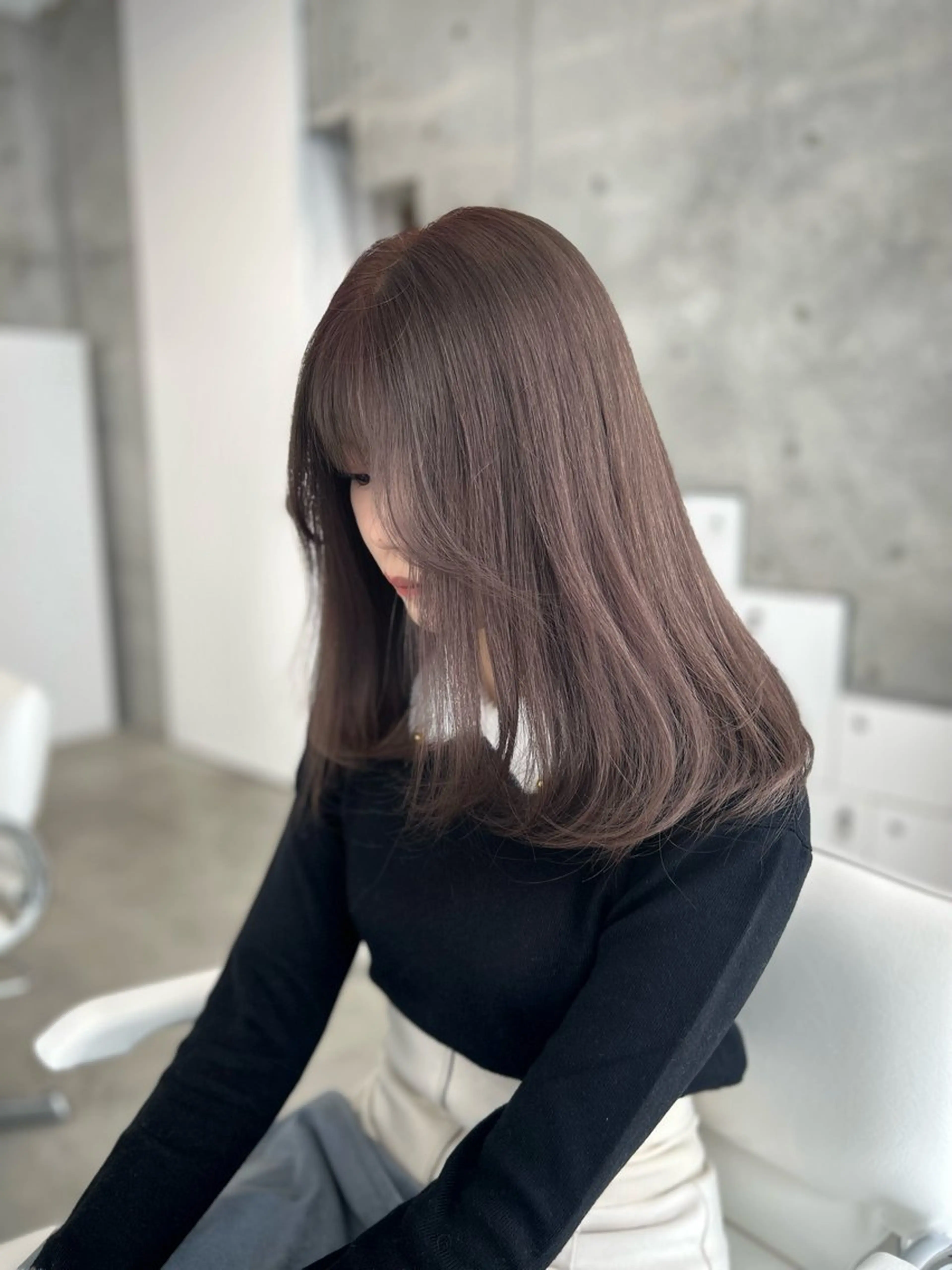 ミディアム レイヤーカット ワンホンヘア ERIKA YAMAMOTOのヘアスタイル