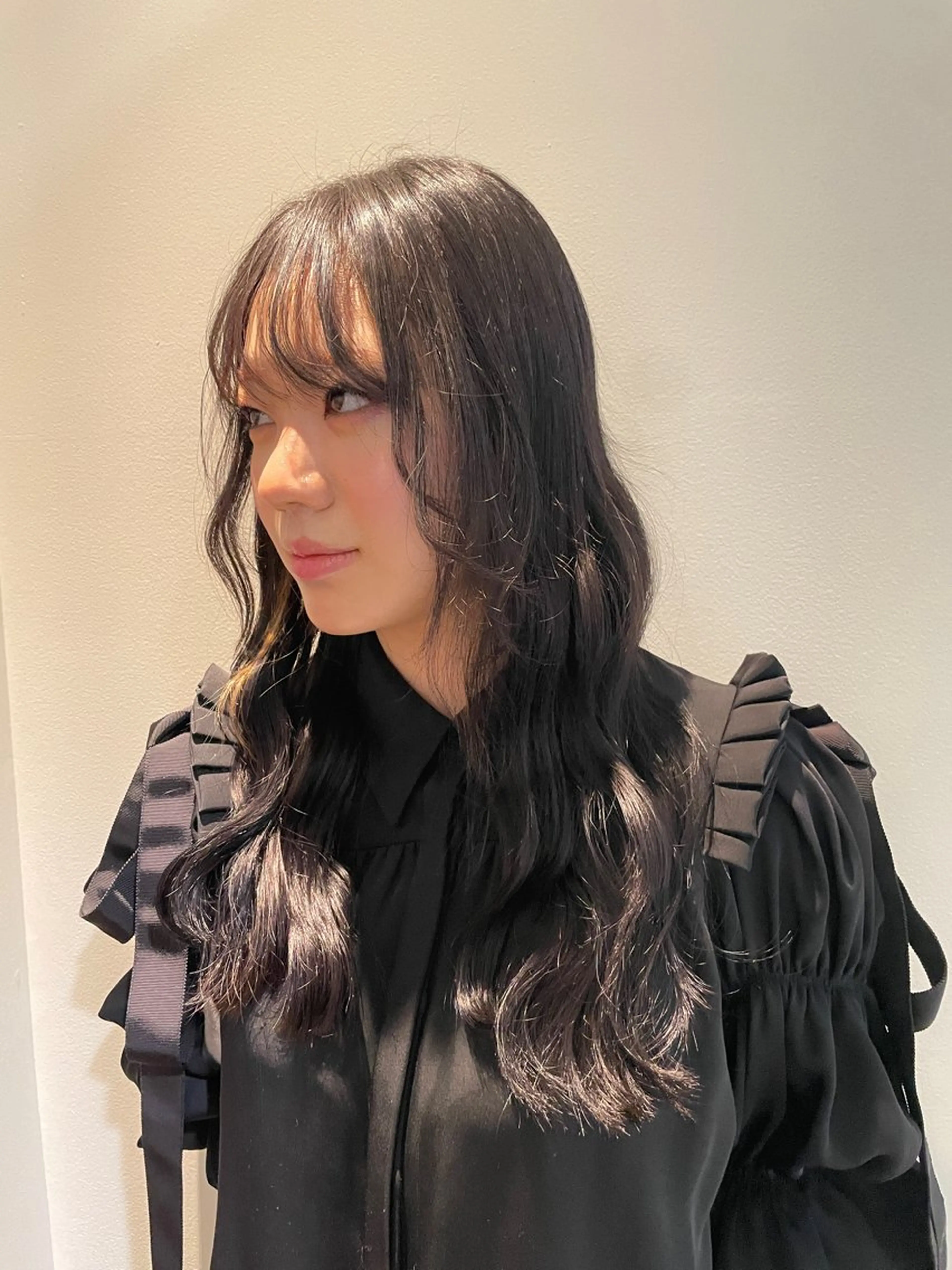 ロング 顔まわりレイヤー 顔周りカット レイヤーカット HEIMER ミカド　サトル△のヘアスタイル