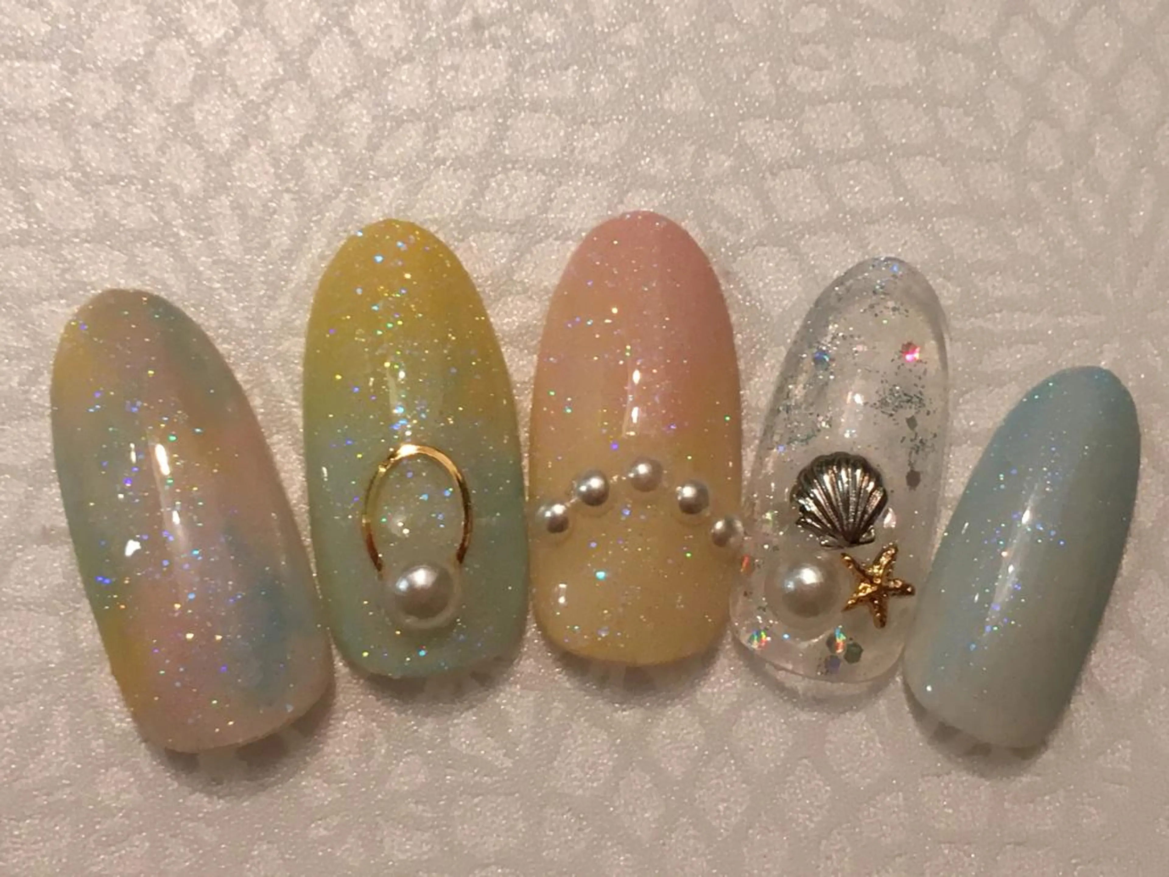 ネイル 古川 里美のネイルデザイン