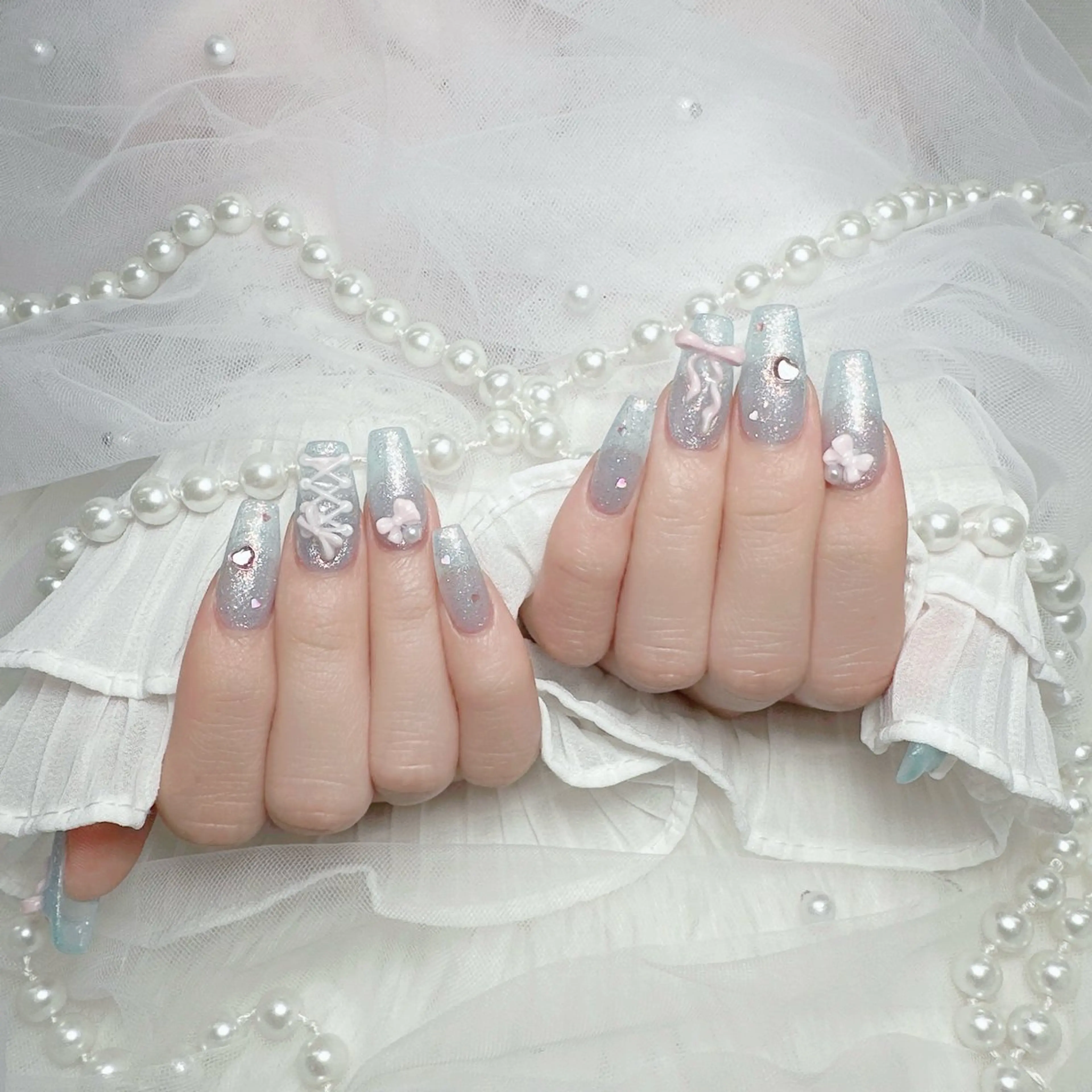 ネイル アートネイル ジェルネイル グラデーション キラキラネイル ラメ(グリッター) ハンドネイル Viola. 優花のネイルデザイン