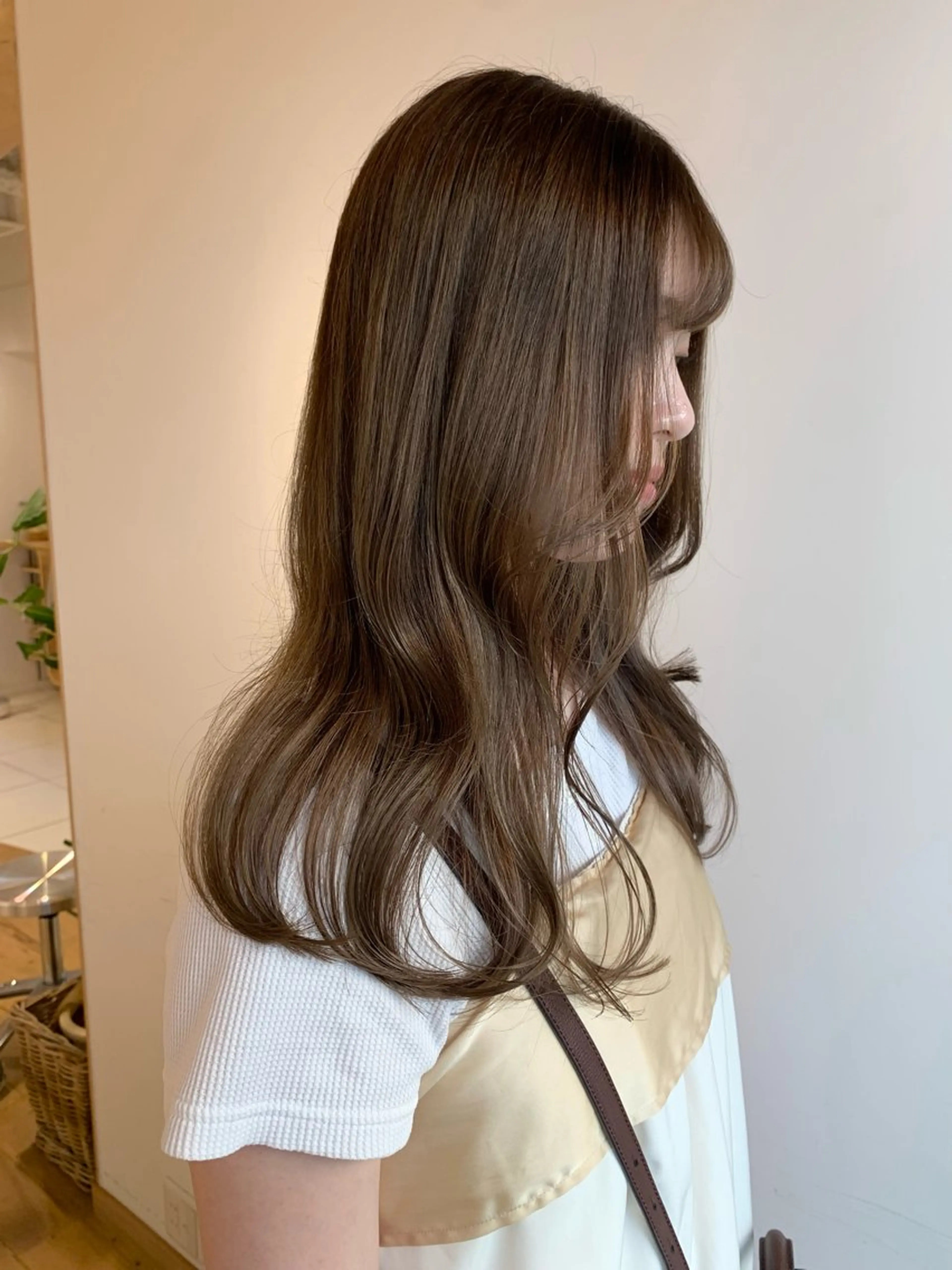 セミロング カラー ヘアカラー トリートメント moeka レイヤー /艶カラー/韓国のヘアスタイル