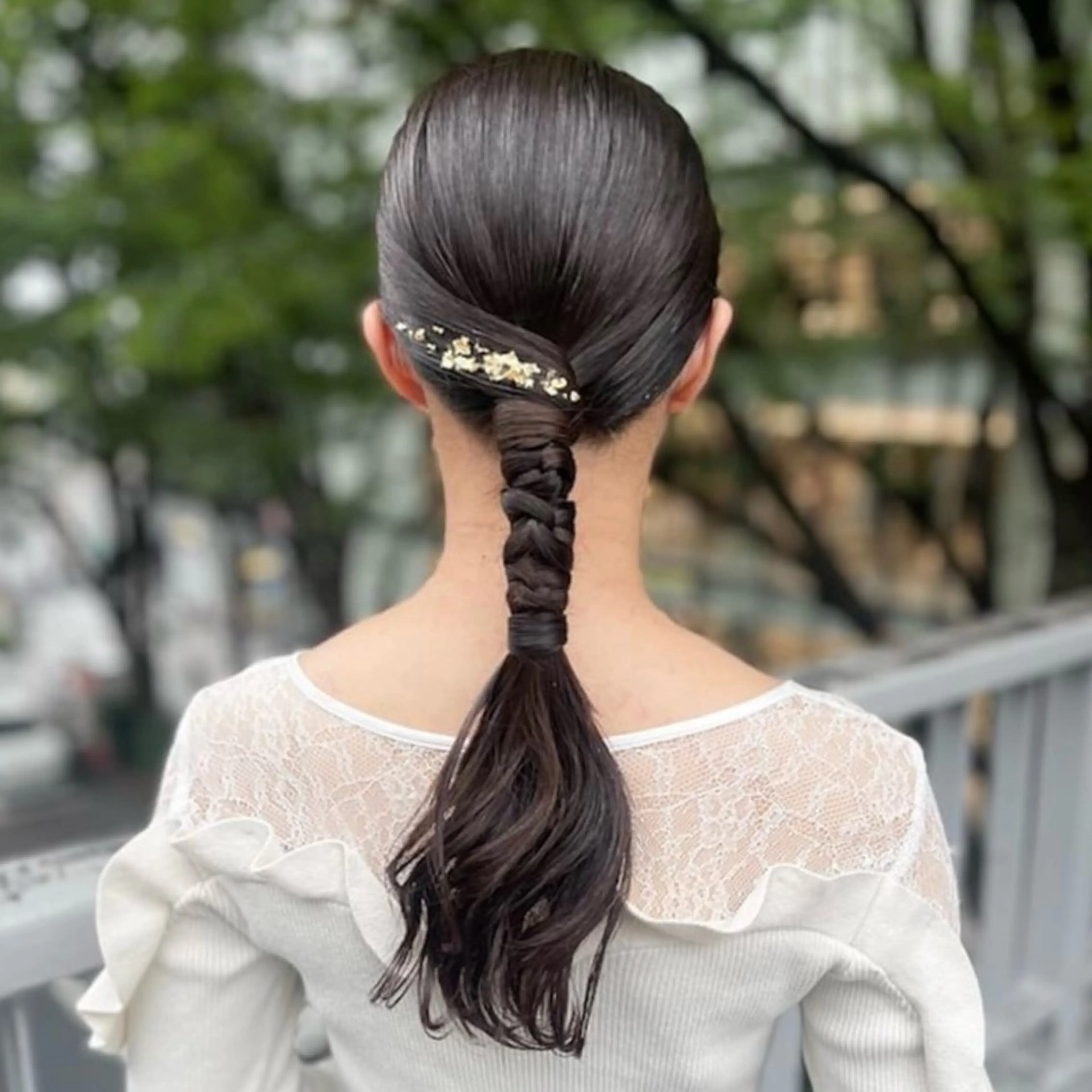 ロング 鈴木 彩莉のヘアスタイル