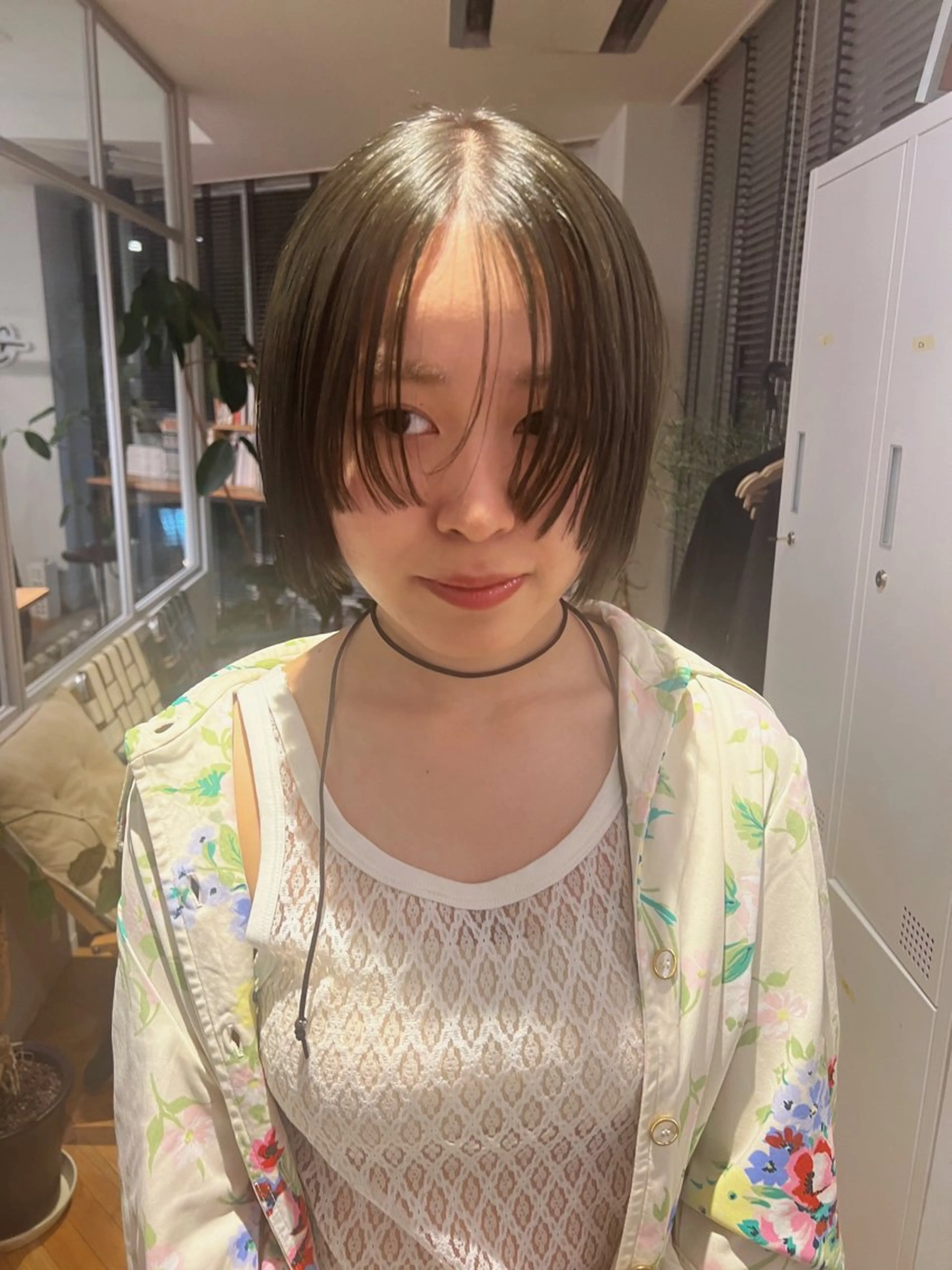 カラー ブリーチ 南部 綾音のヘアスタイル