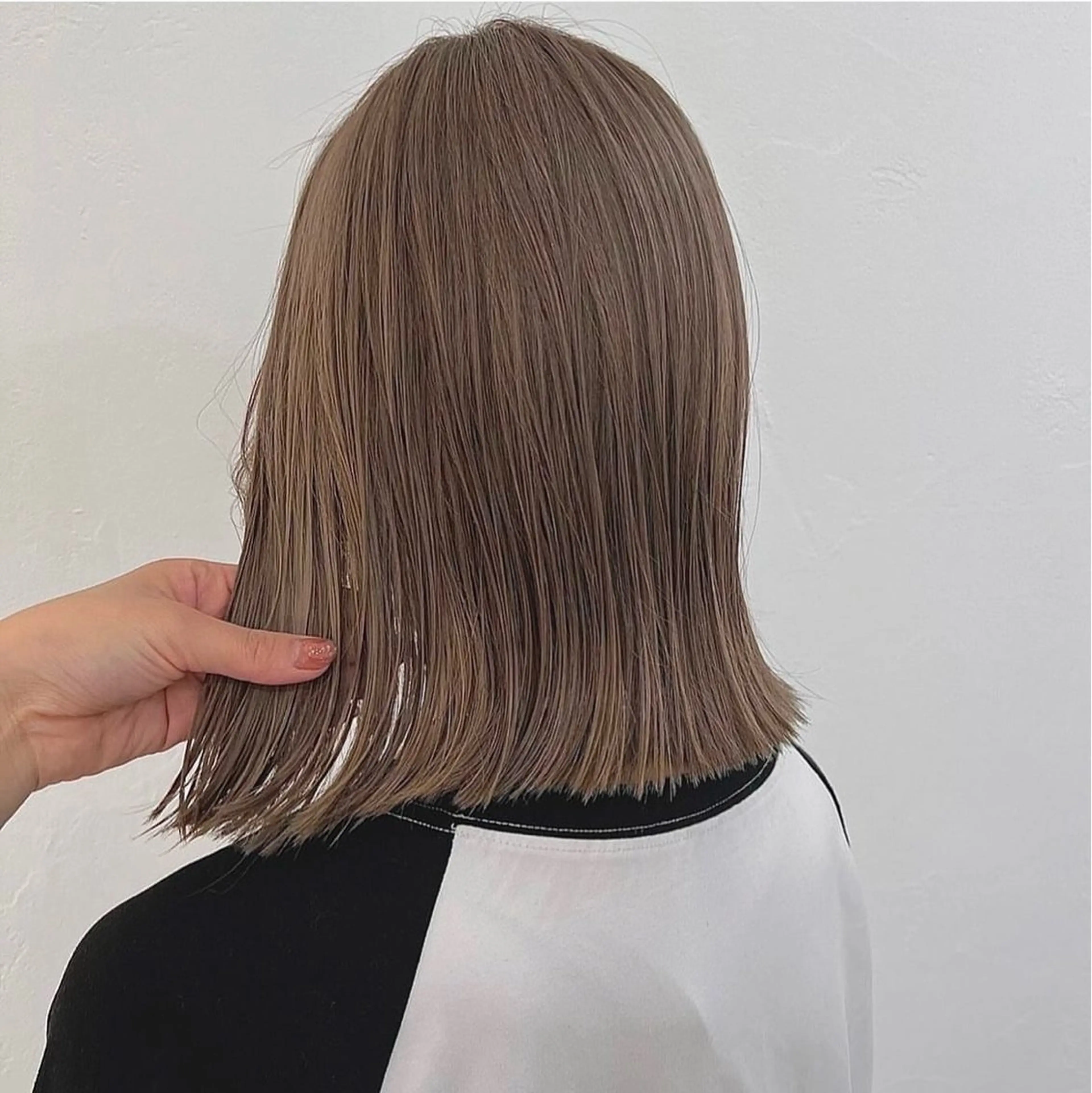 ロング 山本 晃のヘアスタイル