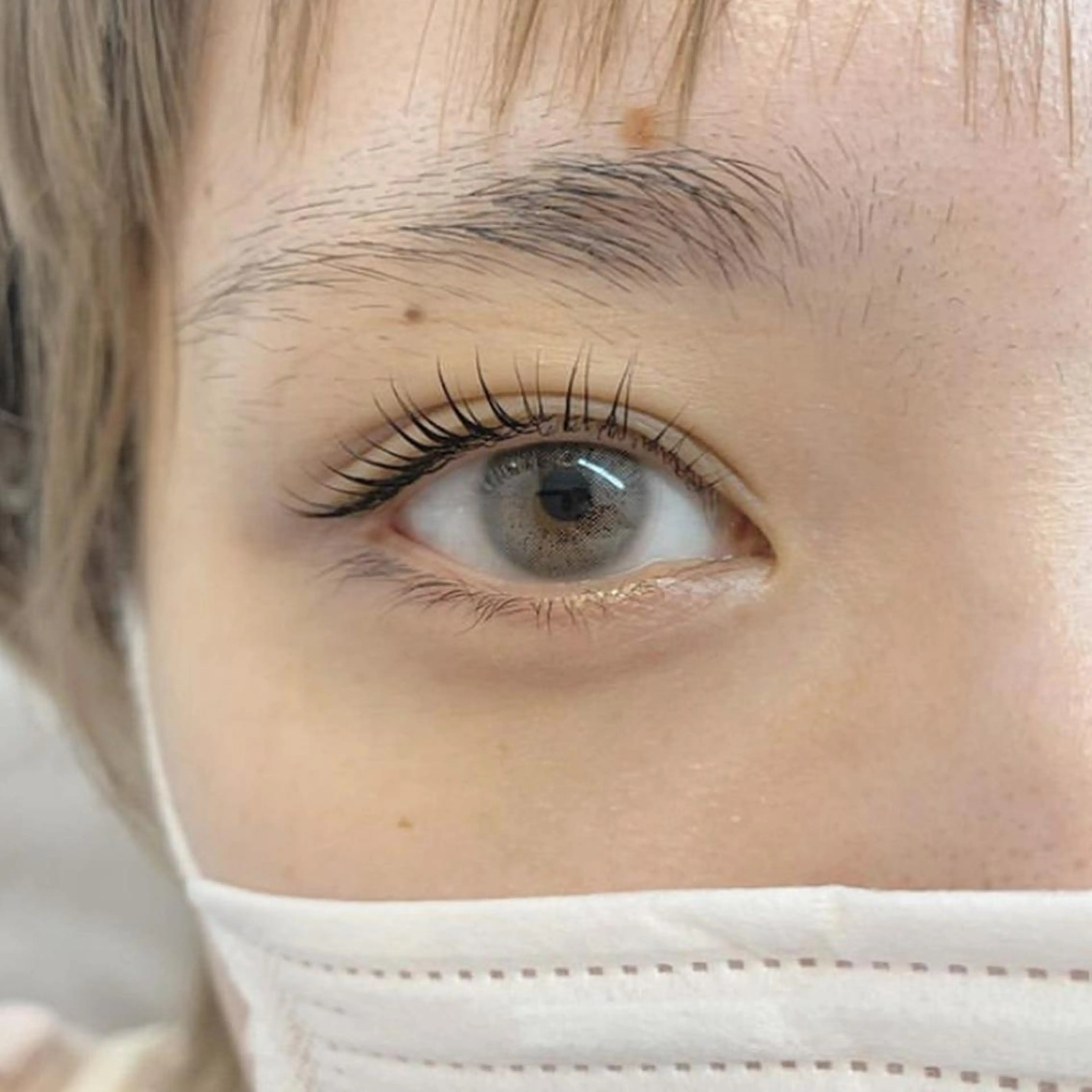 マツエク・マツパ ケラチンラッシュリフト eyelist 👩🏼の眉毛・アイブロウイメージ