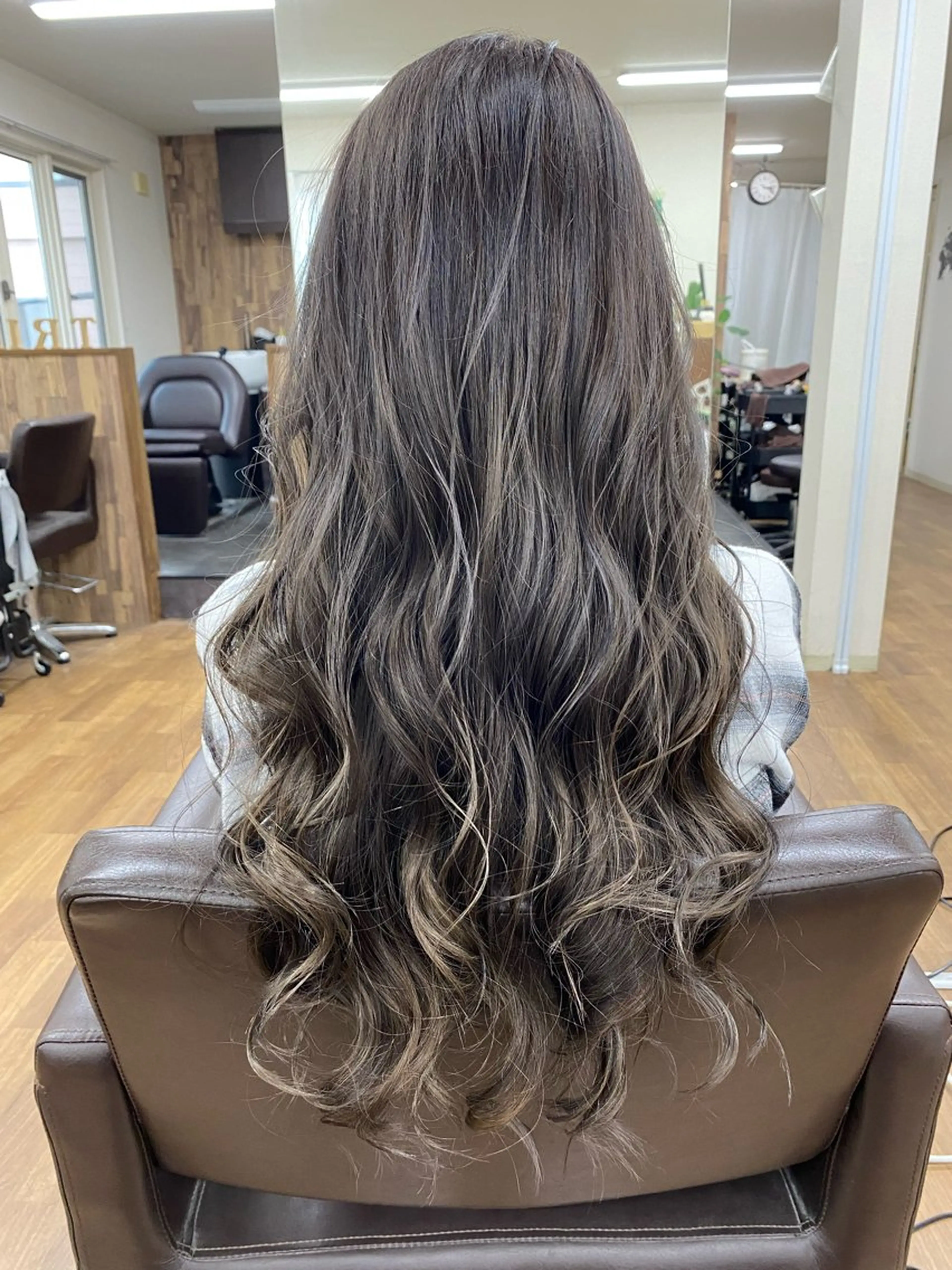 ロング カット ヘアカラー トリートメント 森田 滉平のヘアスタイル