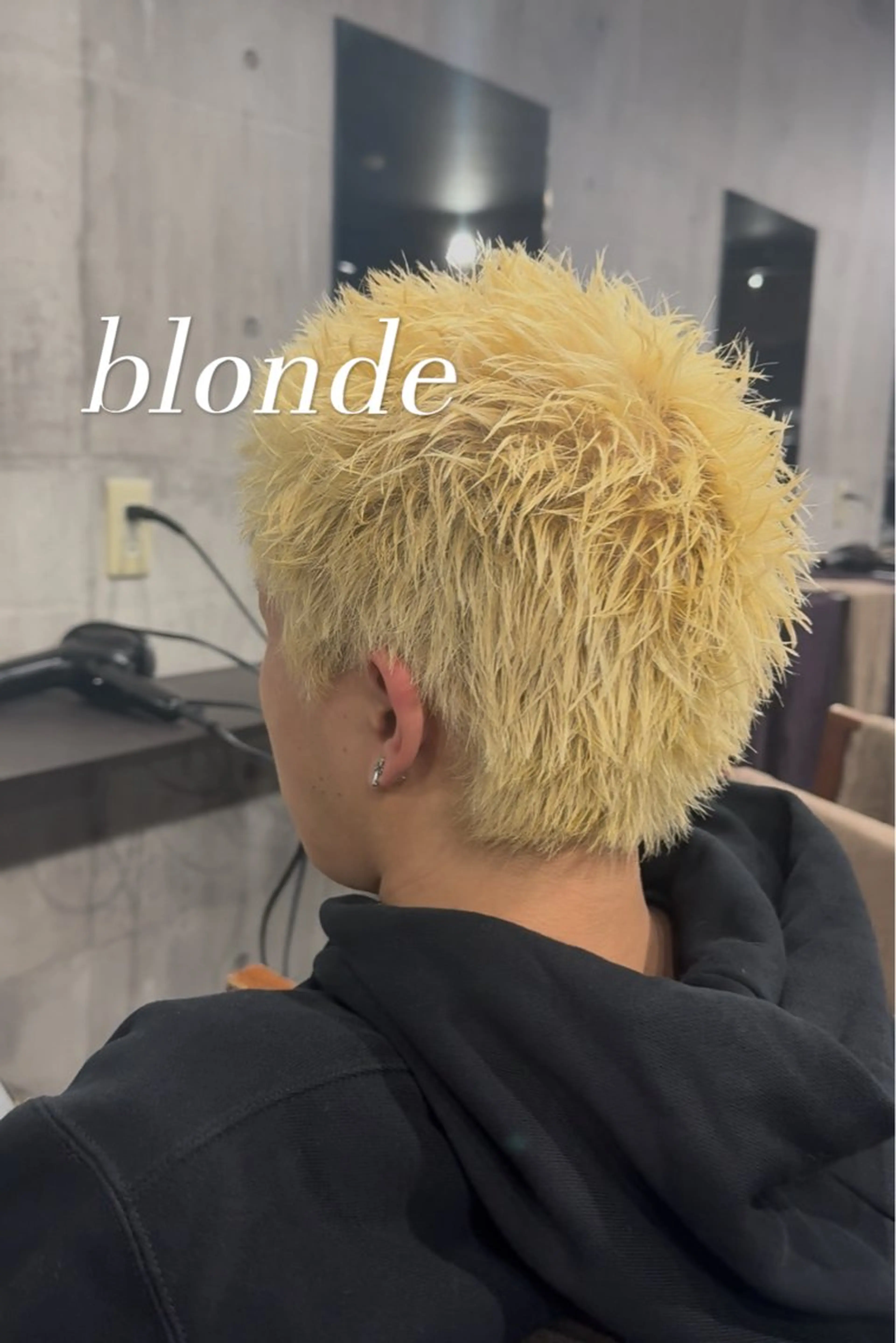 カラー メンズ 五味 亜有里のヘアスタイル