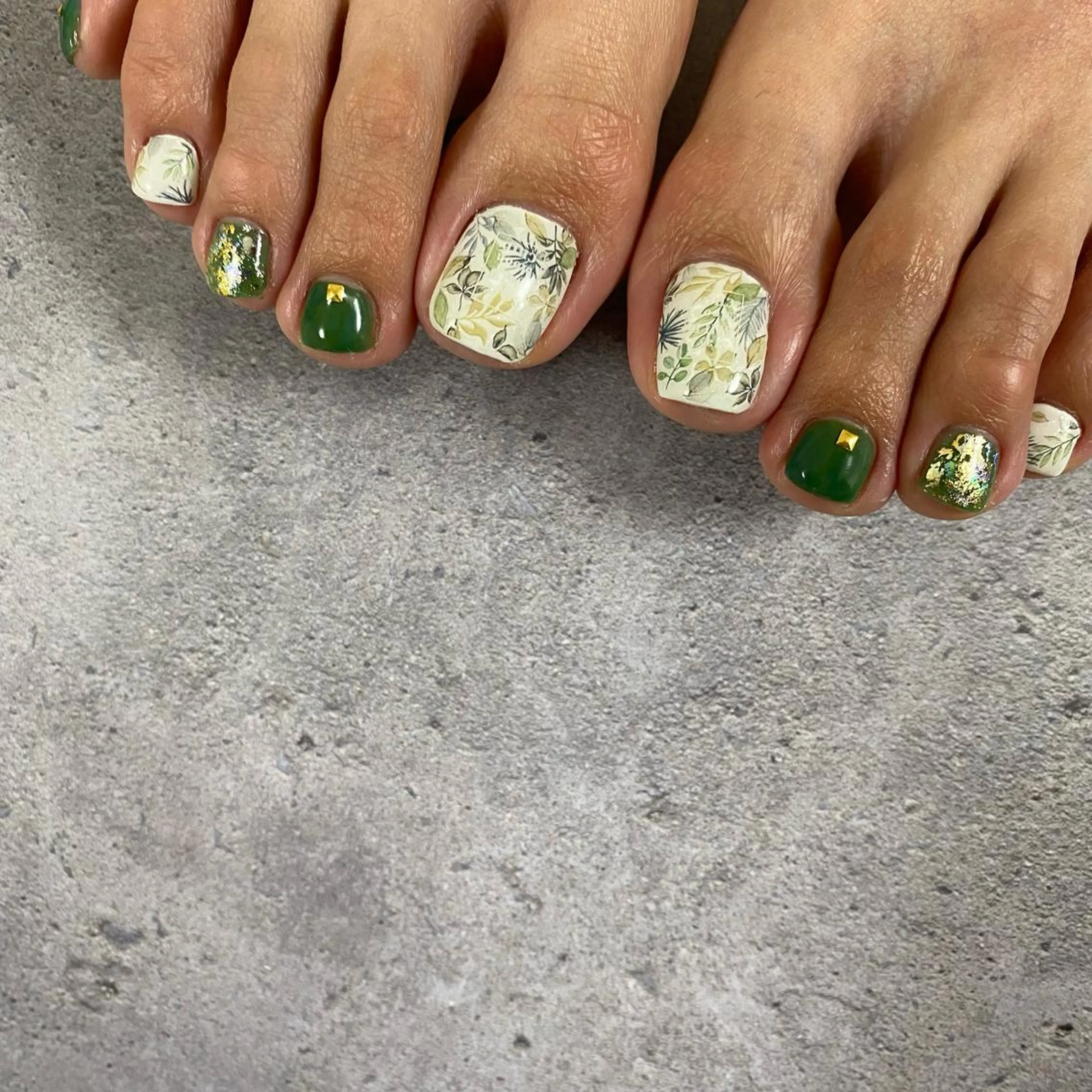 ネイル フットネイル SOL NAILのネイルデザイン