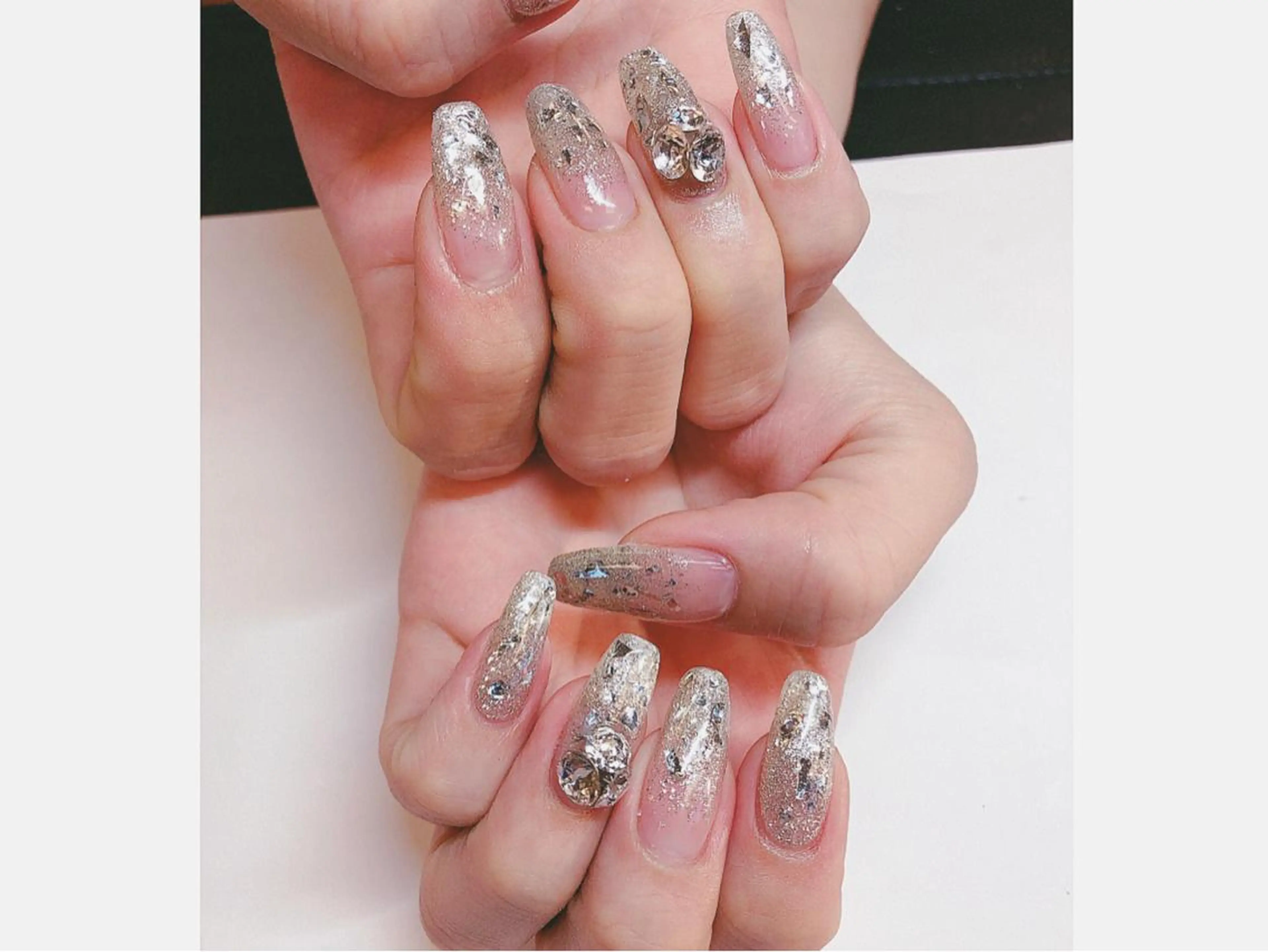 ネイル 持ち込み SAKURA itaniのマツエク・マツパデザイン