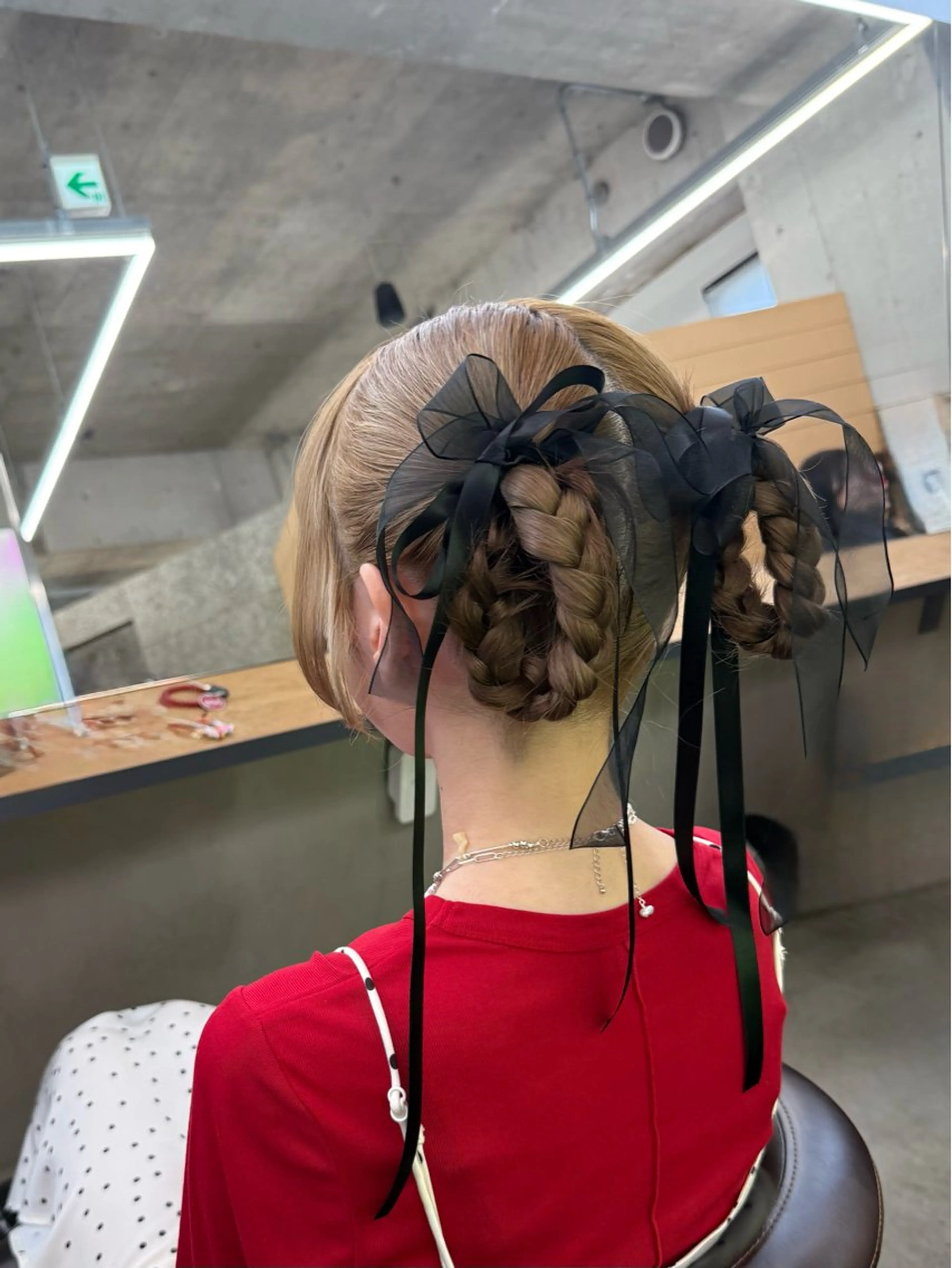 セミロング newi天王寺🍏 KEIKO🍏のヘアスタイル