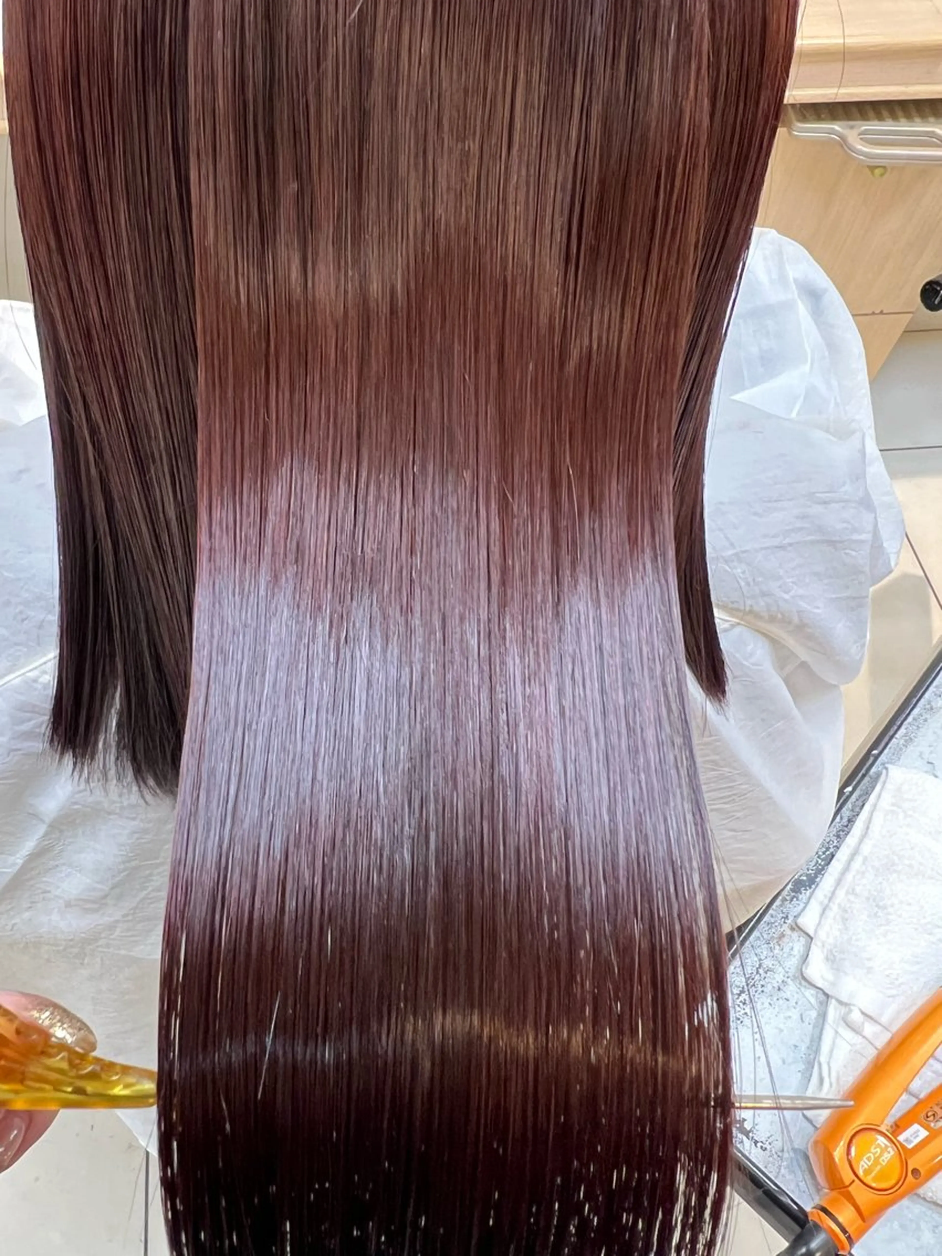 セミロング パーマ カット 縮毛矯正 トリートメント 店長ハイトーンカラー 柞山史奈のヘアスタイル