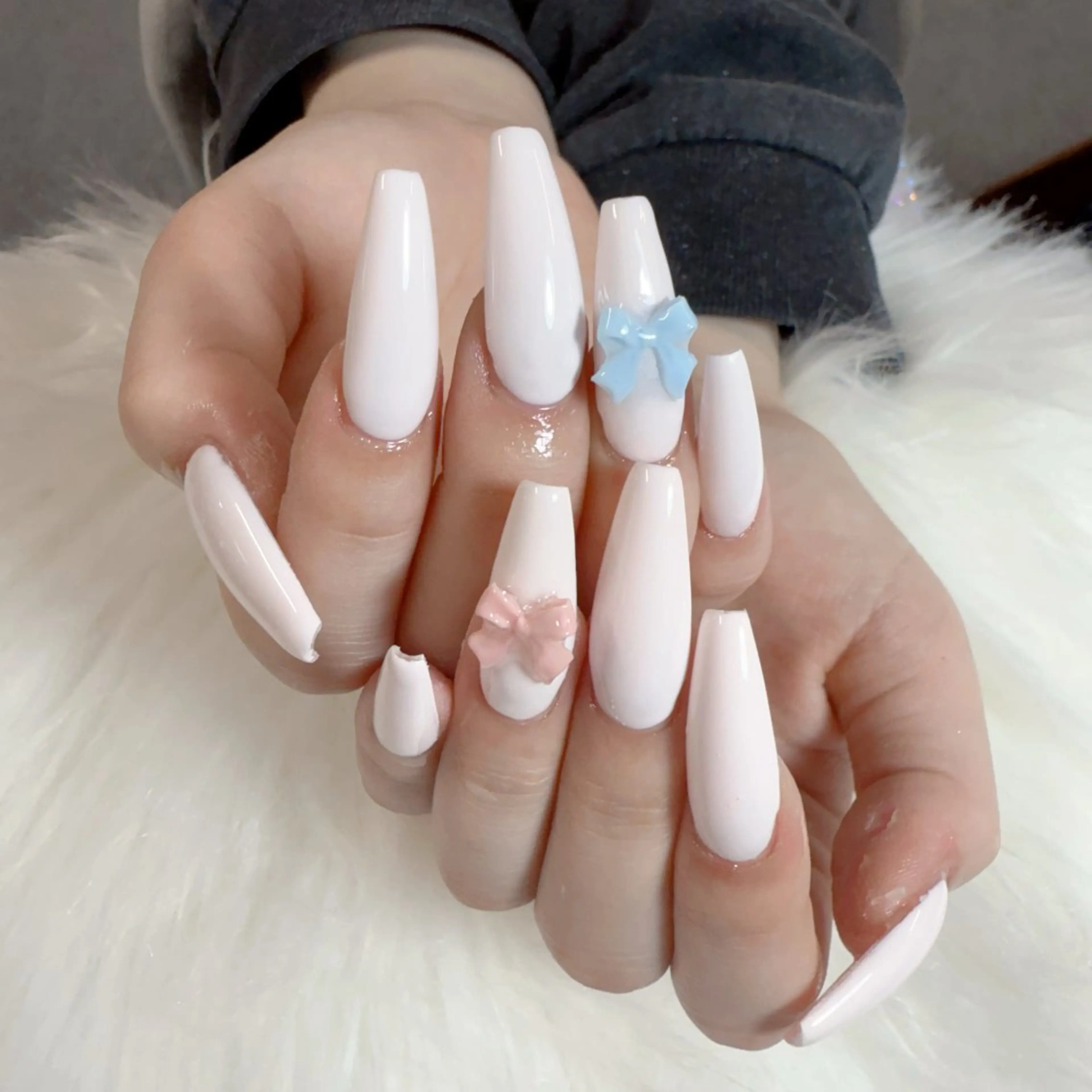 ネイル ハンドネイル 🎀nana🫧 ワンホンネイル🎀のネイルデザイン