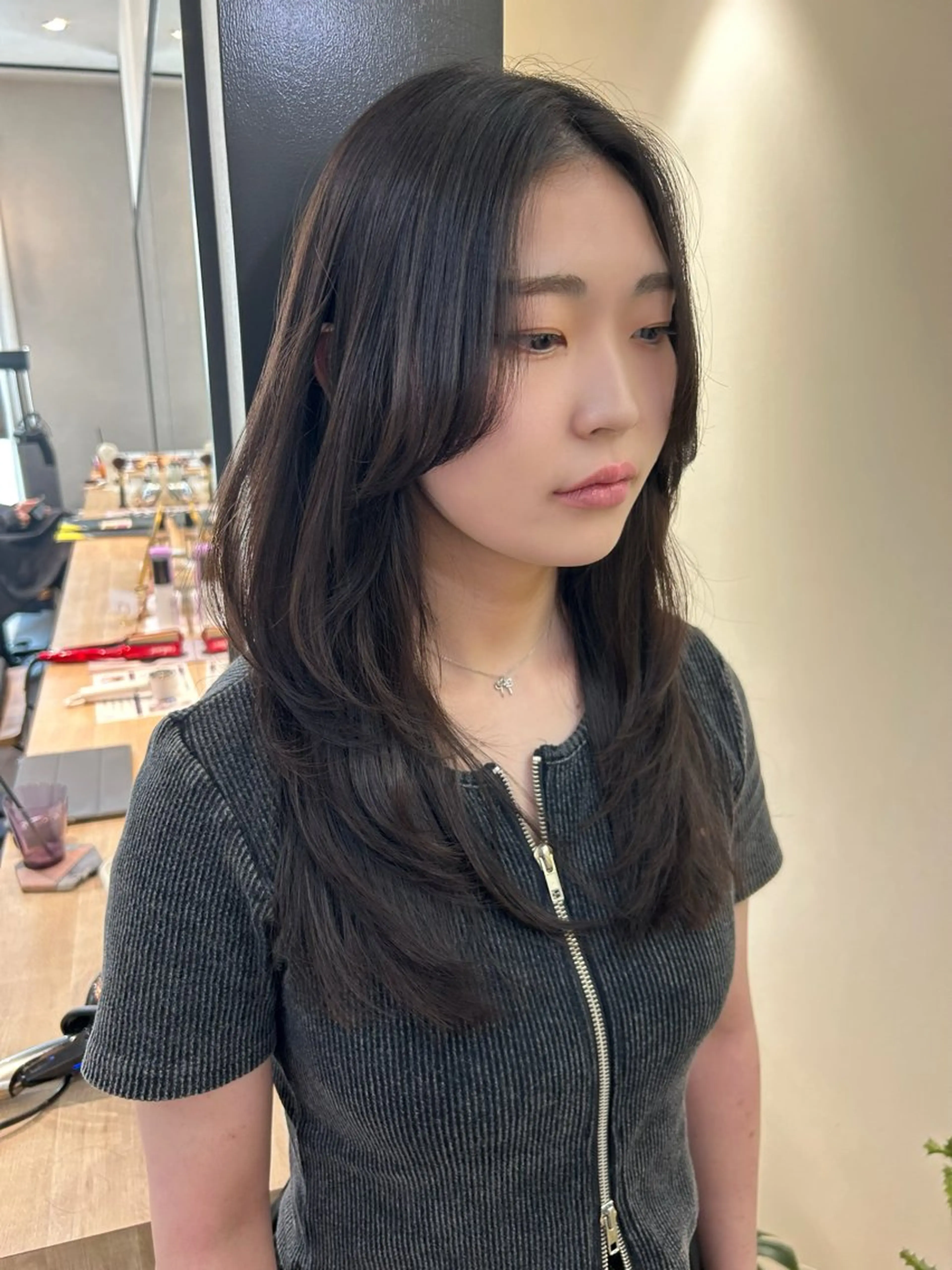 ロング パーマ レイヤーカット ストレートパーマ カット 縮毛矯正 トリートメント hub hair レイヤー/透明感のヘアスタイル