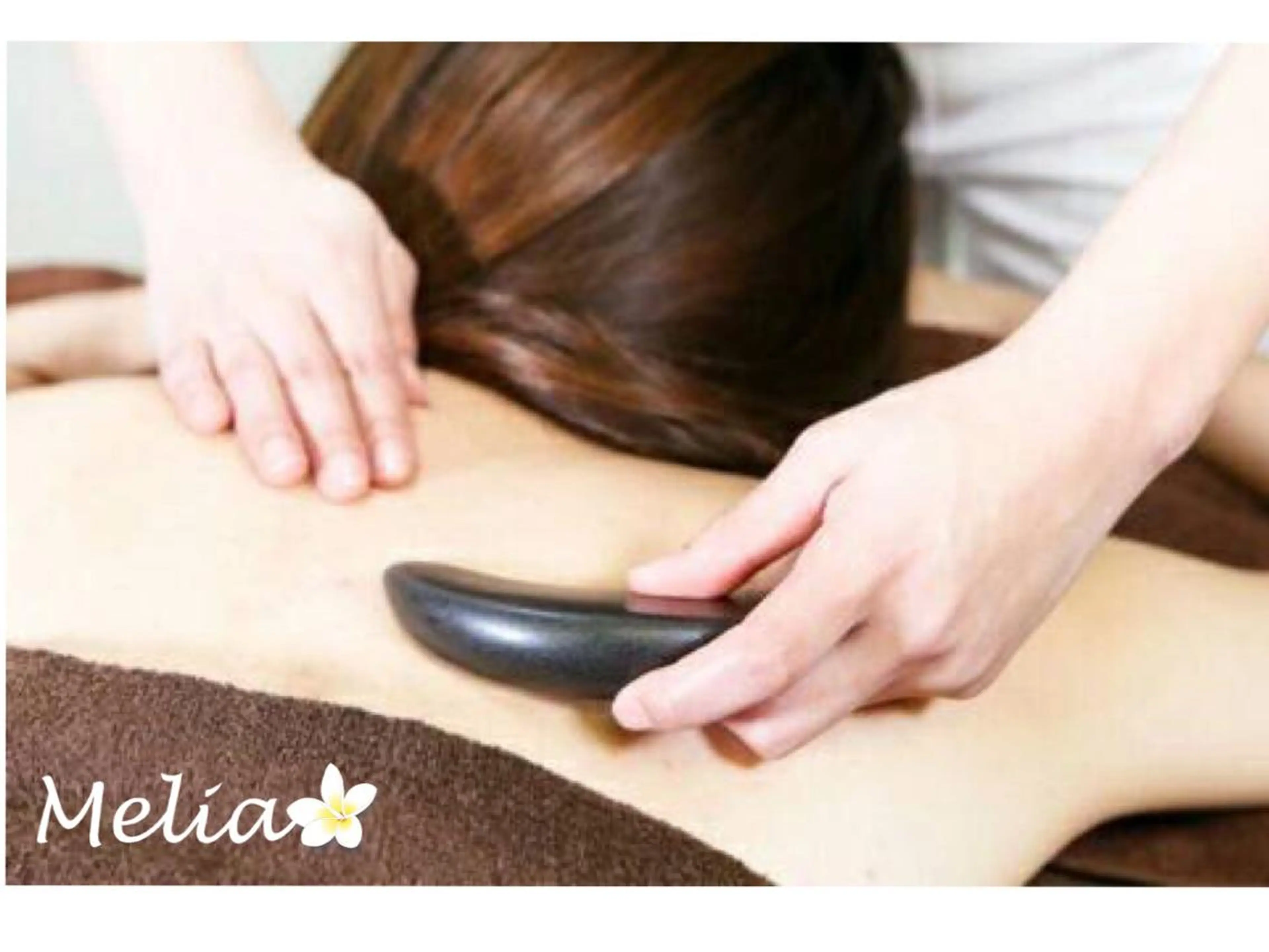 ガチガチ首肩凝り、むくみ、便秘、腰痛、冷えなどに効果的!代謝を良くし寝ながら嬉しいヒップアップも♪モニター価格6800円の写真