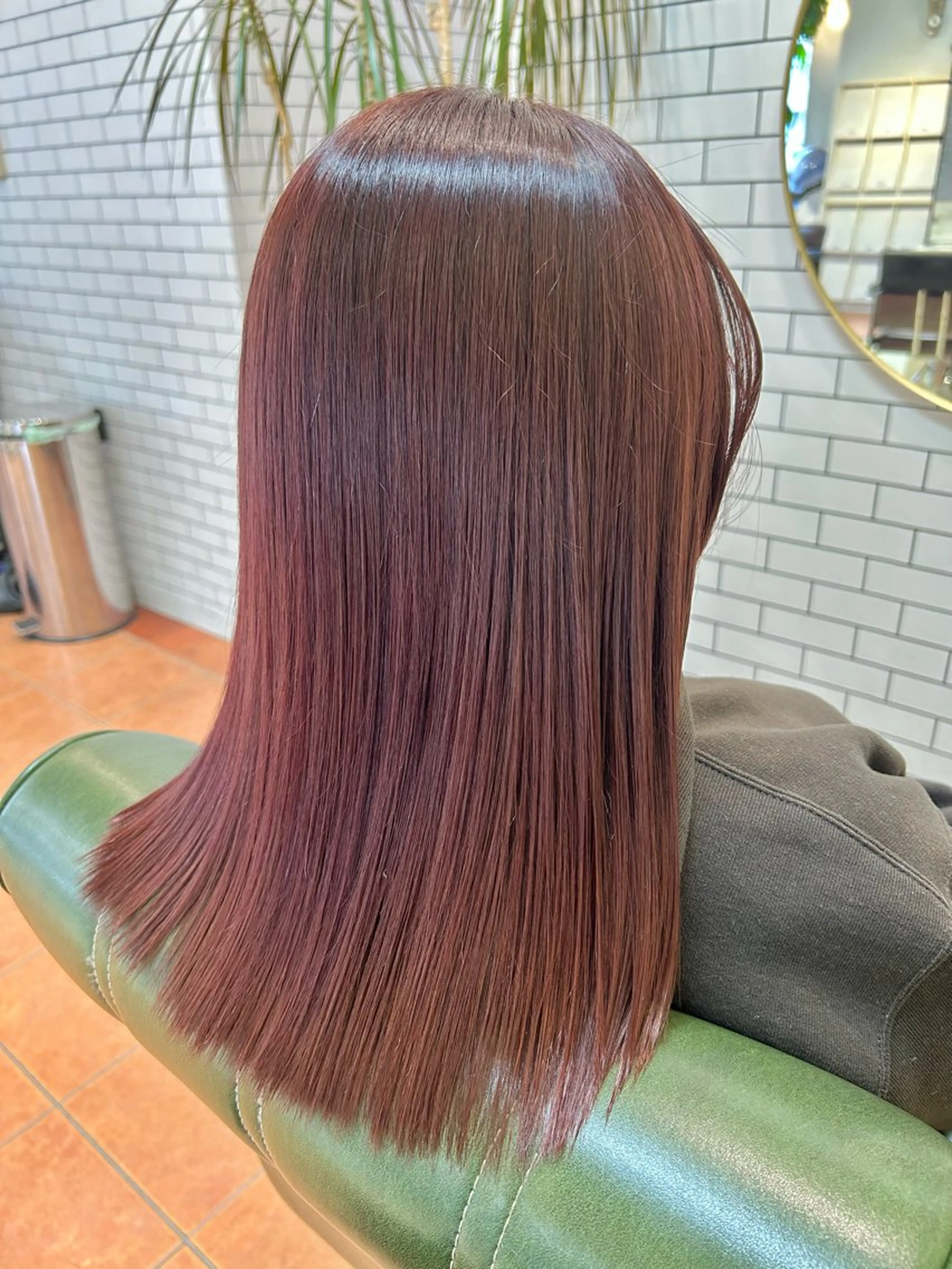 セミロング カラー カット ヘアカラー トリートメント 石井 佑樹のヘアスタイル