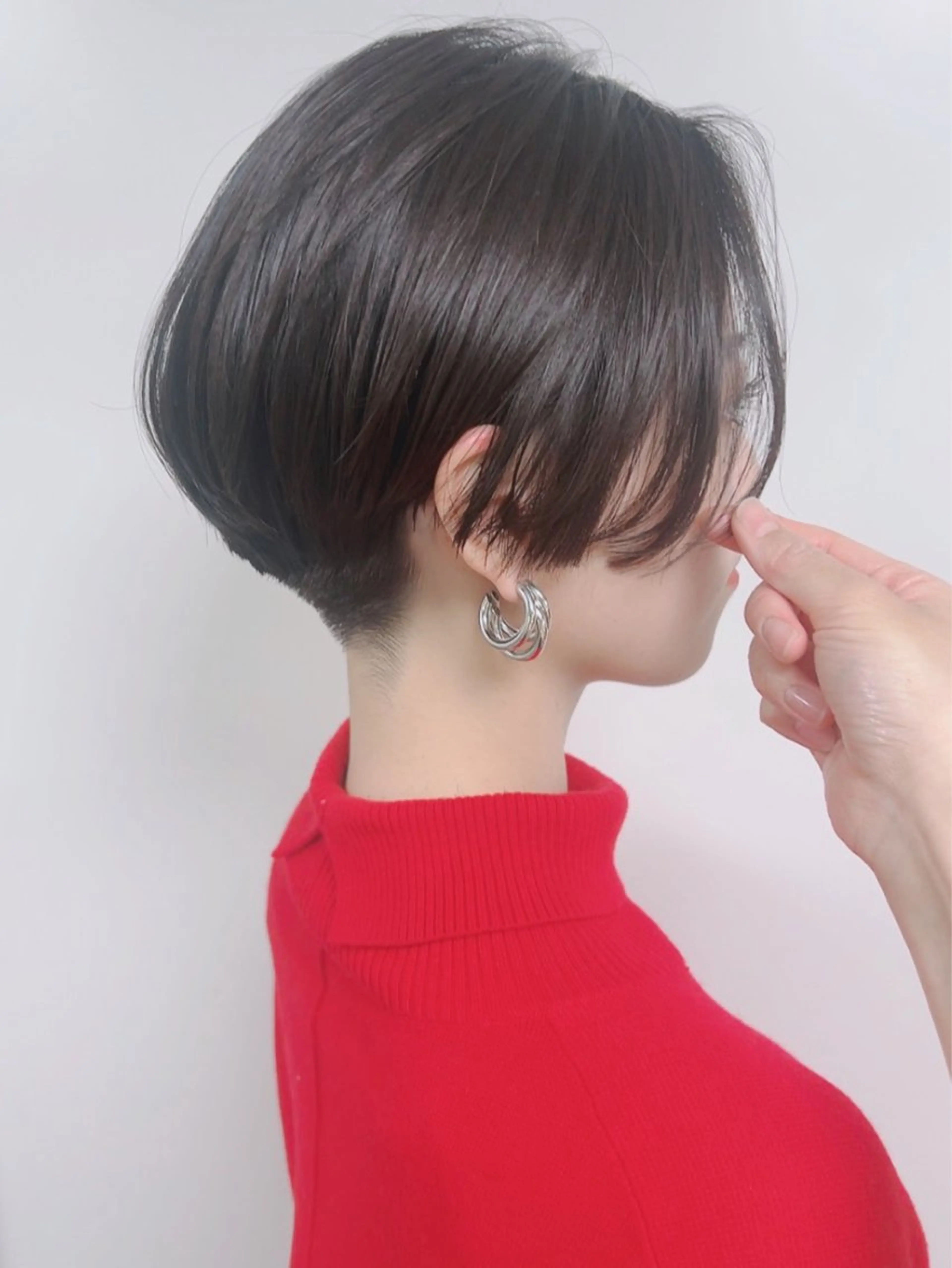 ショート カラー ハンサムショート アッシュ アッシュグレー アッシュグレージュ グレージュ 松岡彩華 ボブ /グレージュのヘアスタイル