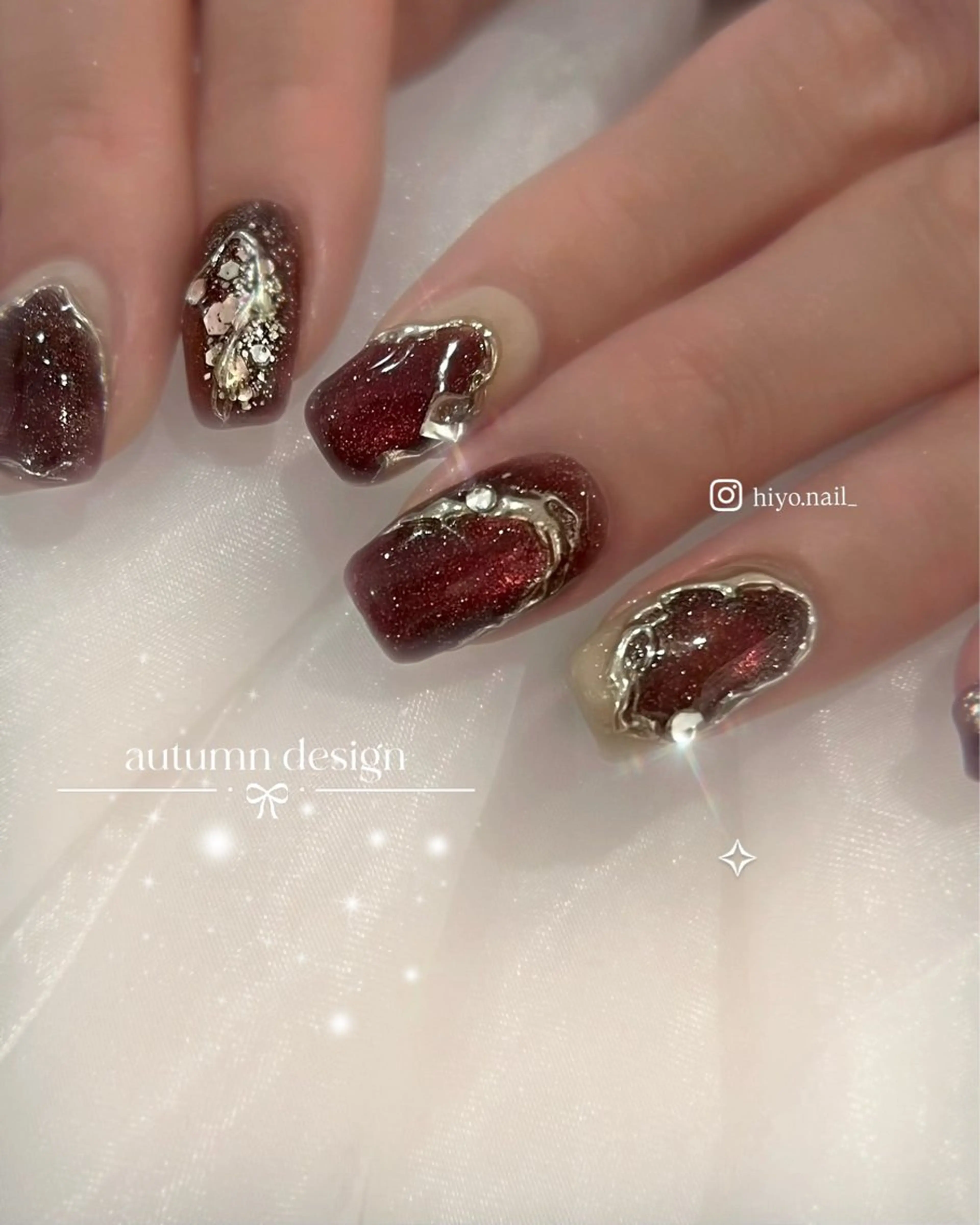ネイル ハンドネイル hiyo🎀ﾌｪﾐﾆ ﾝ/ｴﾚｶﾞﾝﾄ🤍のネイルデザイン