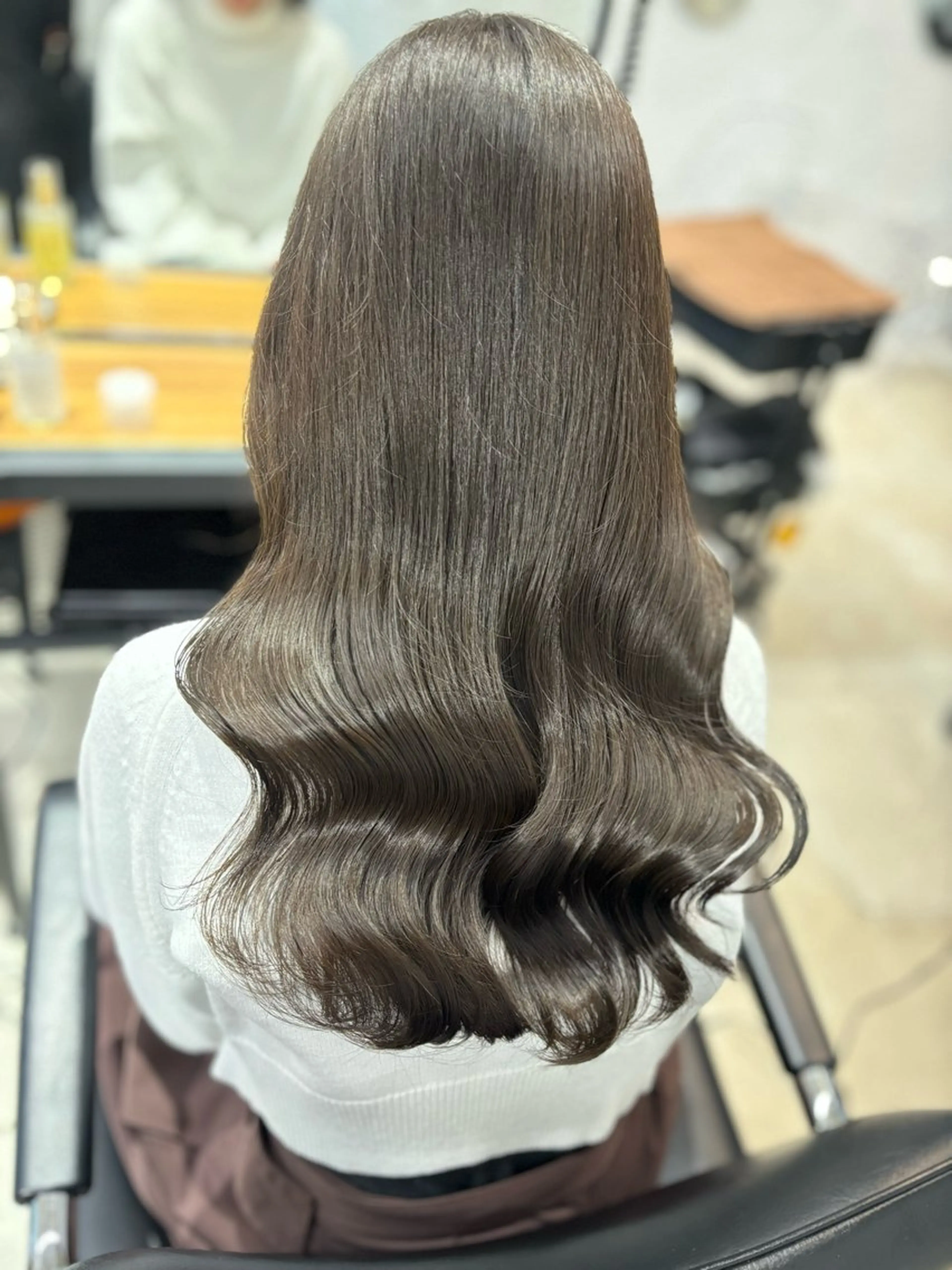 ロング カラー ブラウンカラー オリーブブラウン カットの天才？？山口 瑳未のヘアスタイル
