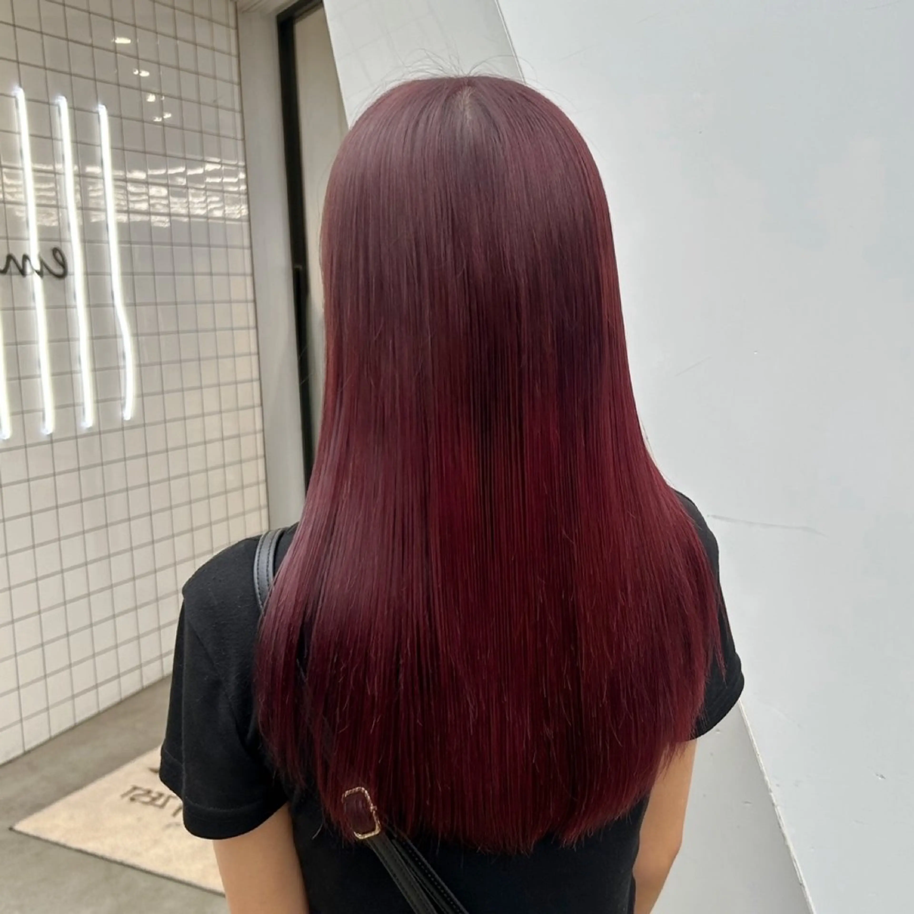 ロング カラー パーマ ヘアアレンジ メンズ レイヤーカット トリートメント mona/ ストレートスタイル✨のヘアスタイル