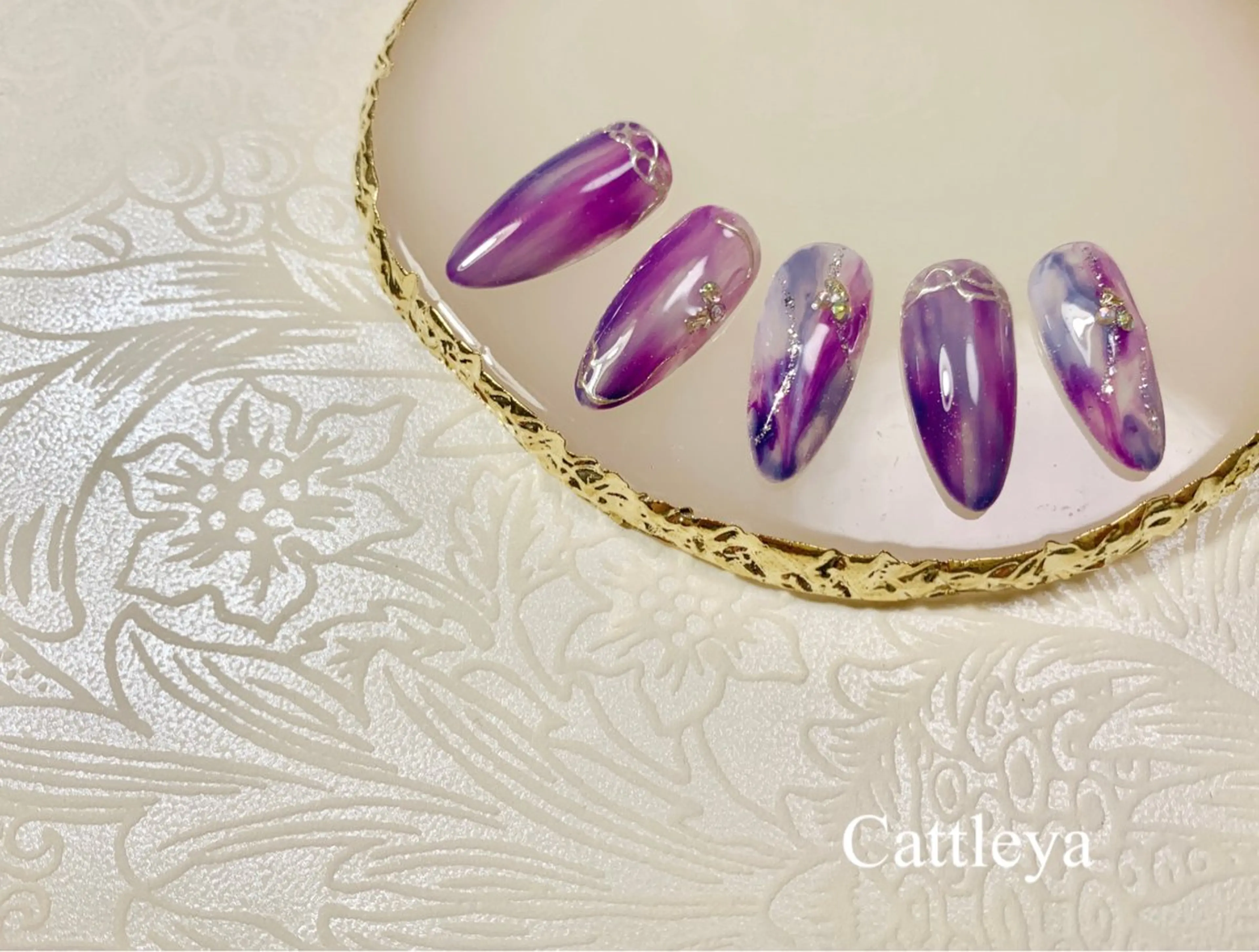 ネイル ニュアンスネイル Cattleya カトレアのネイルデザイン