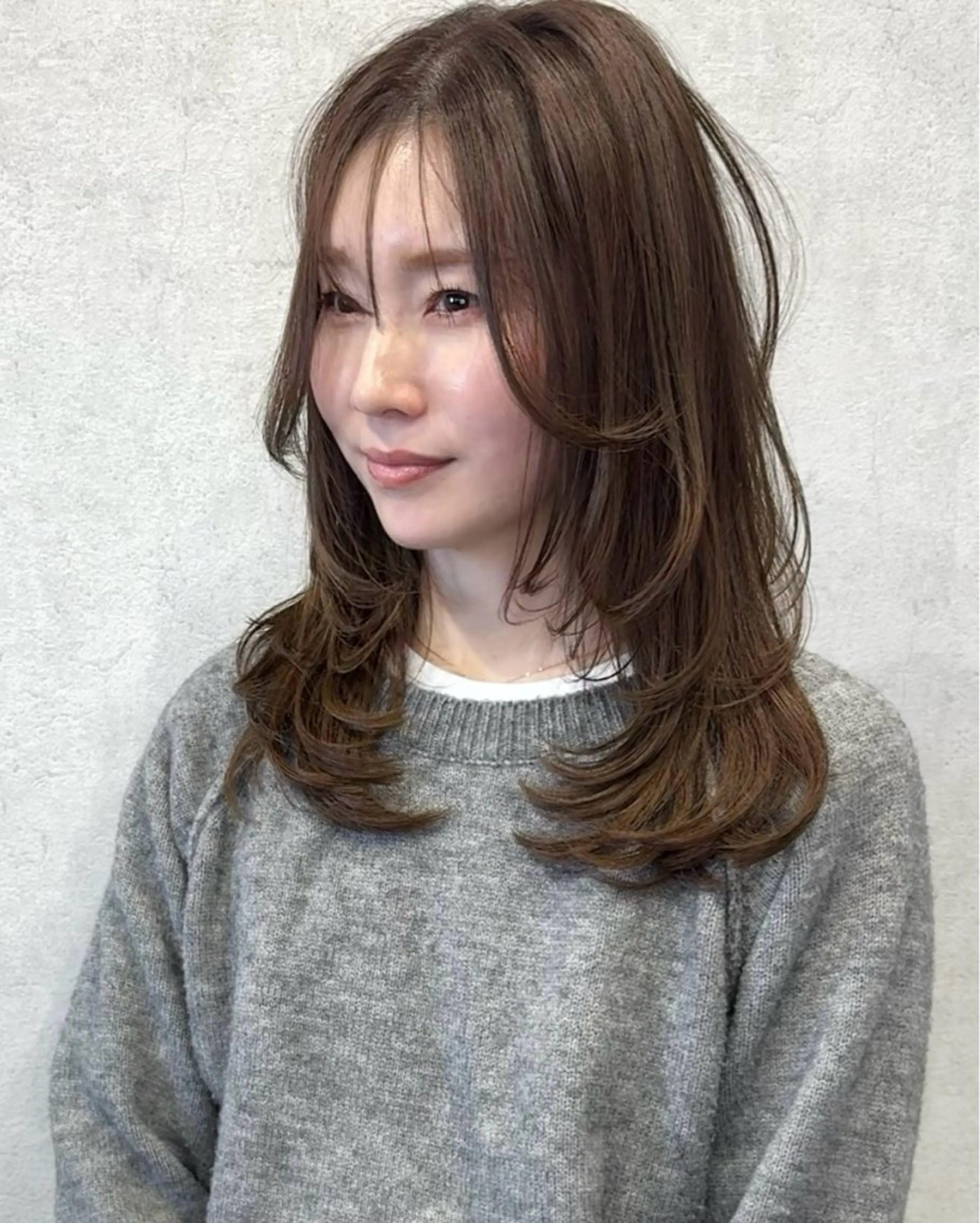 ミディアム カラー ヘアアレンジ 韓国風ヘア レイヤーカット トリートメント ワンホンヘア カット アンドウ ユウ/ レイヤーカット/韓国のヘアスタイル
