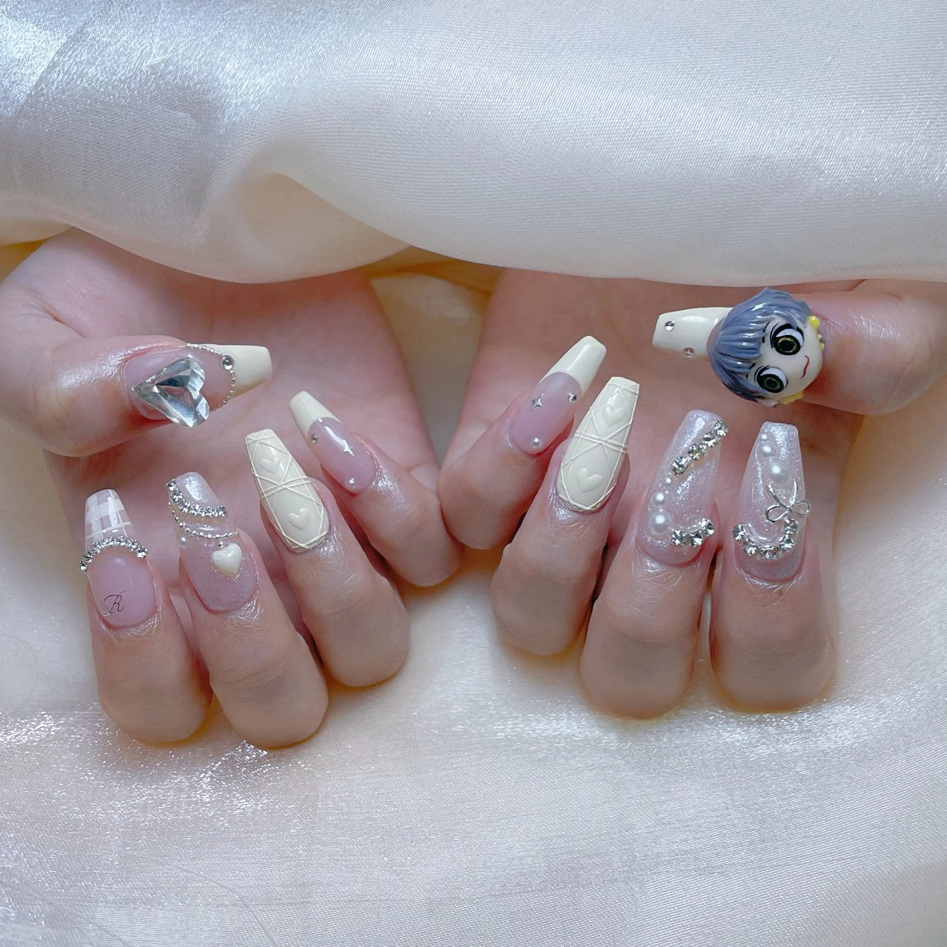 ネイル クリアネイル ロングネイル マグネットネイル 大理石ネイル(マーブル) 春ネイル princess👑 木戸　唯のネイルデザイン