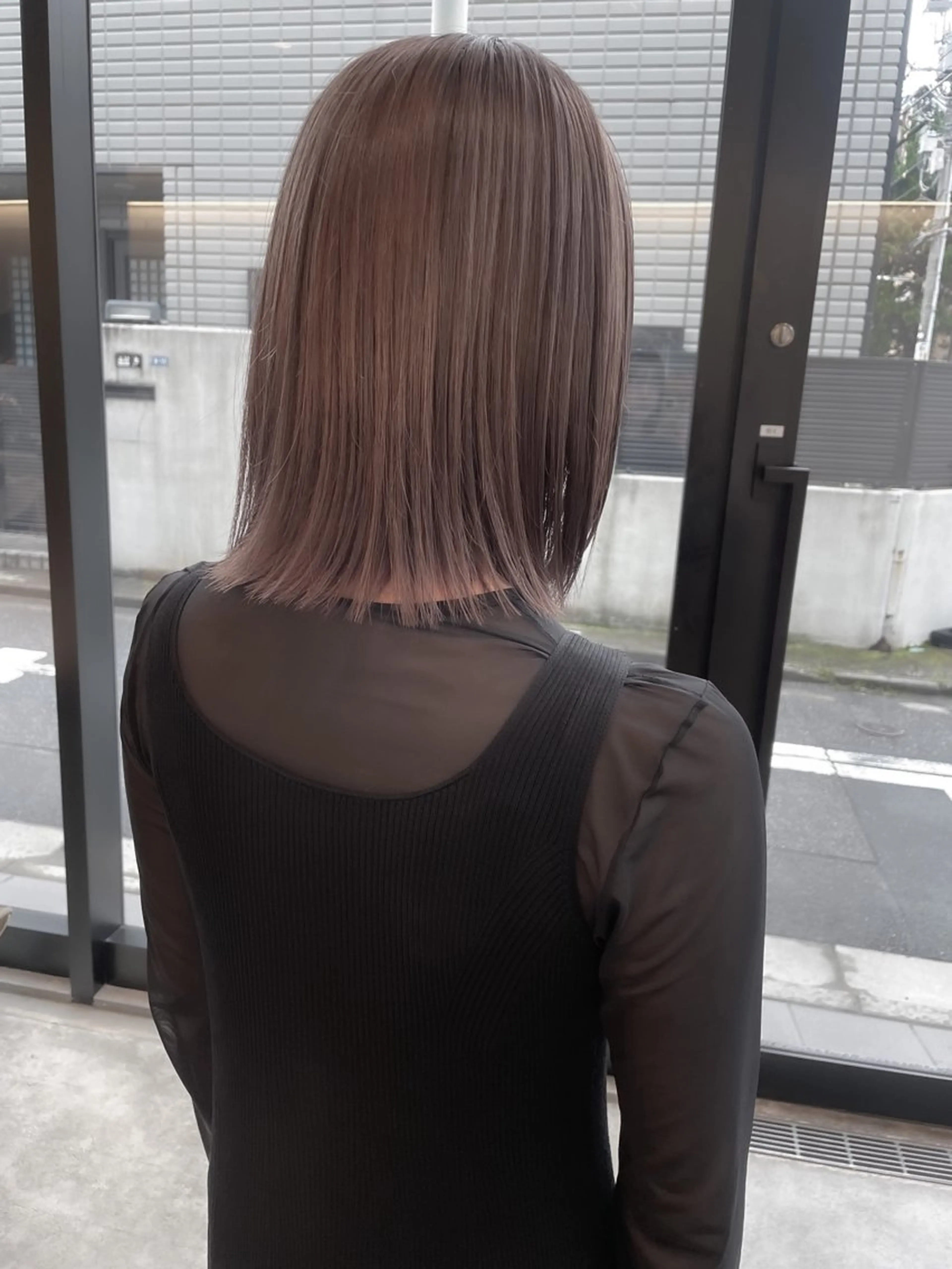 ショート カラー ヘアアレンジ ミニボブ/ブリーチ 🌈MISATOのヘアスタイル